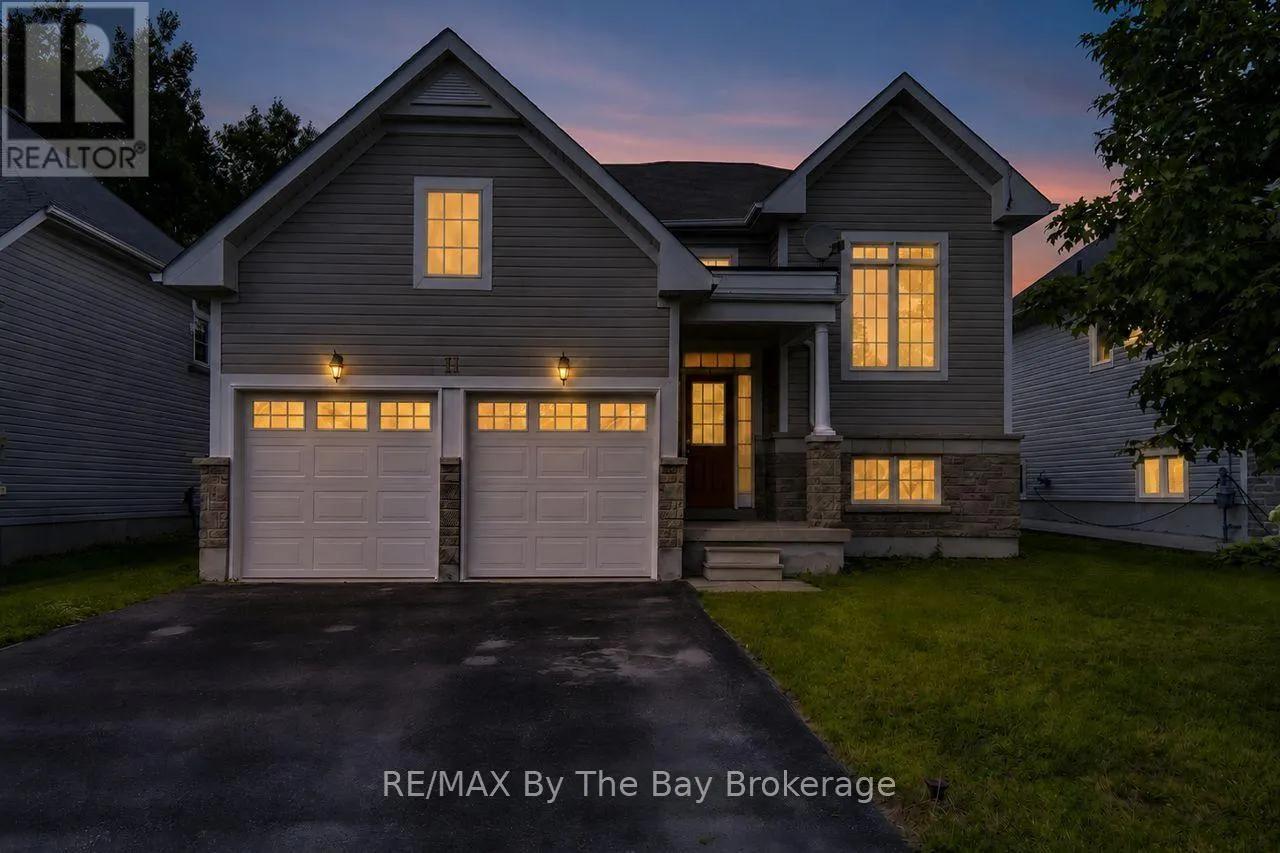 11 GRAND POPLAR LANE