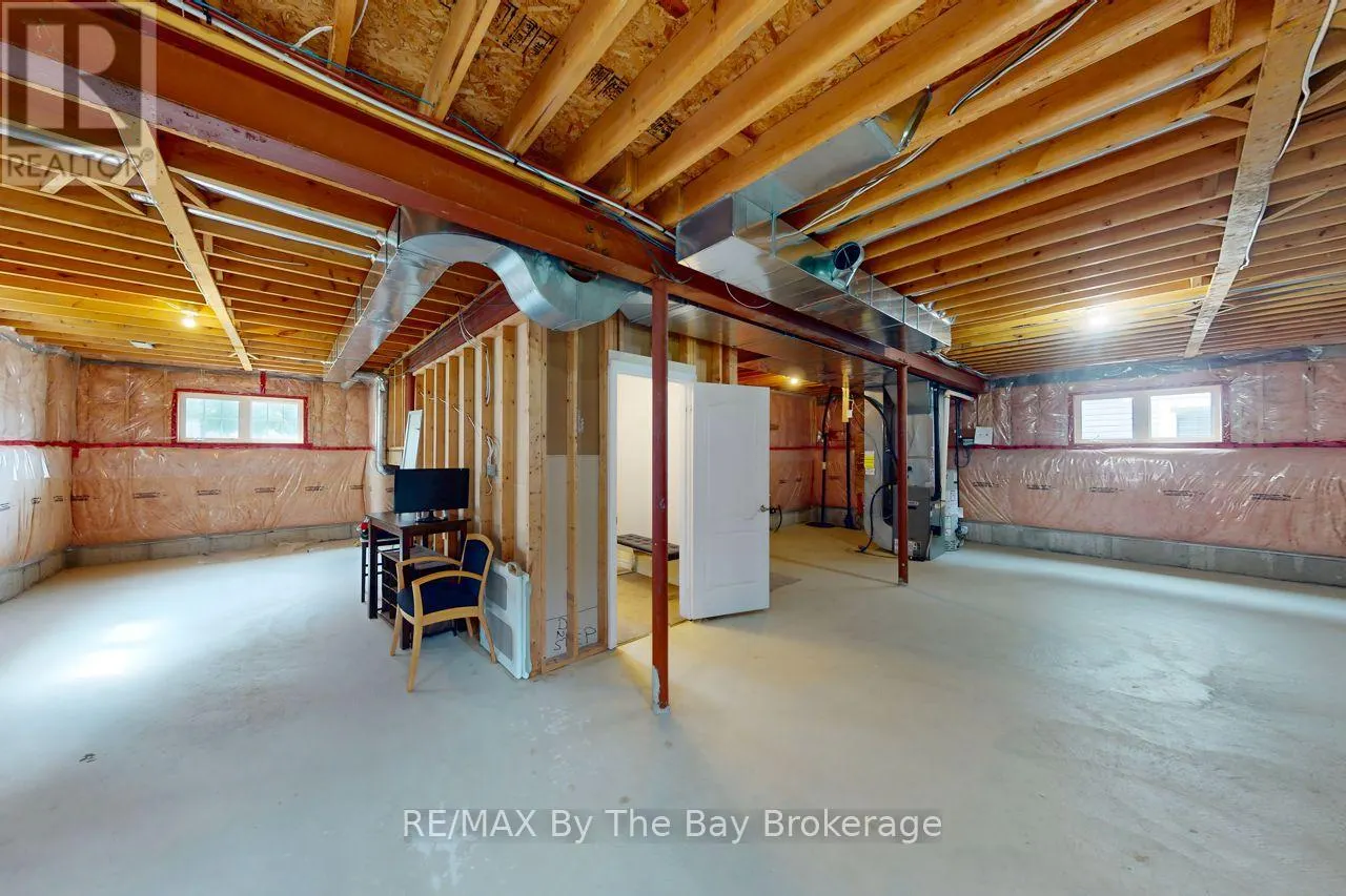 11 GRAND POPLAR LANE