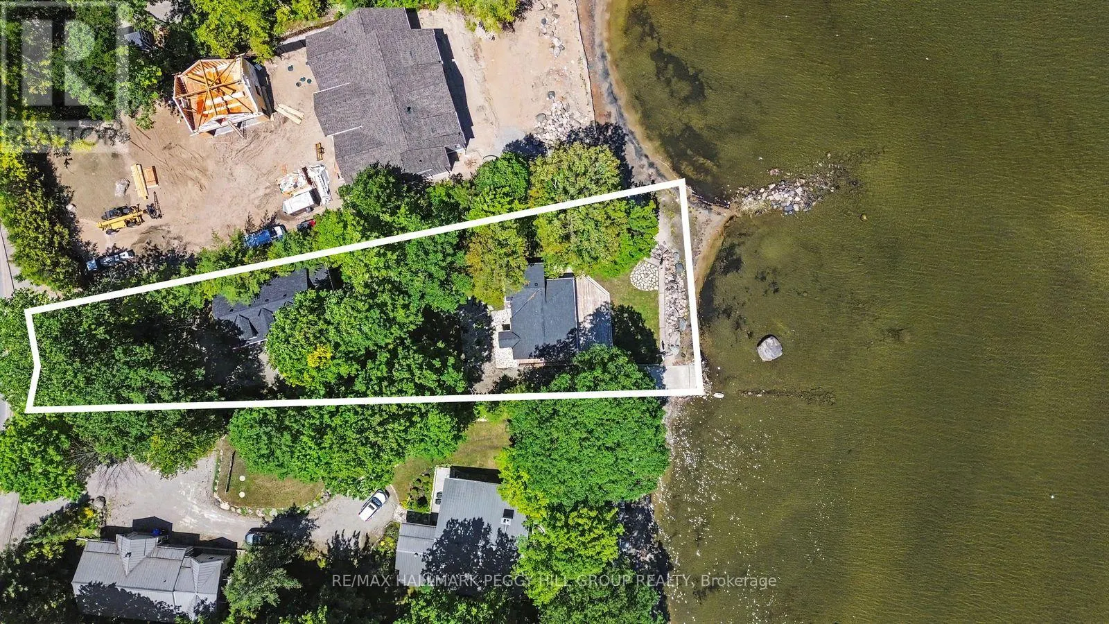 1449 CHAMPLAIN ROAD