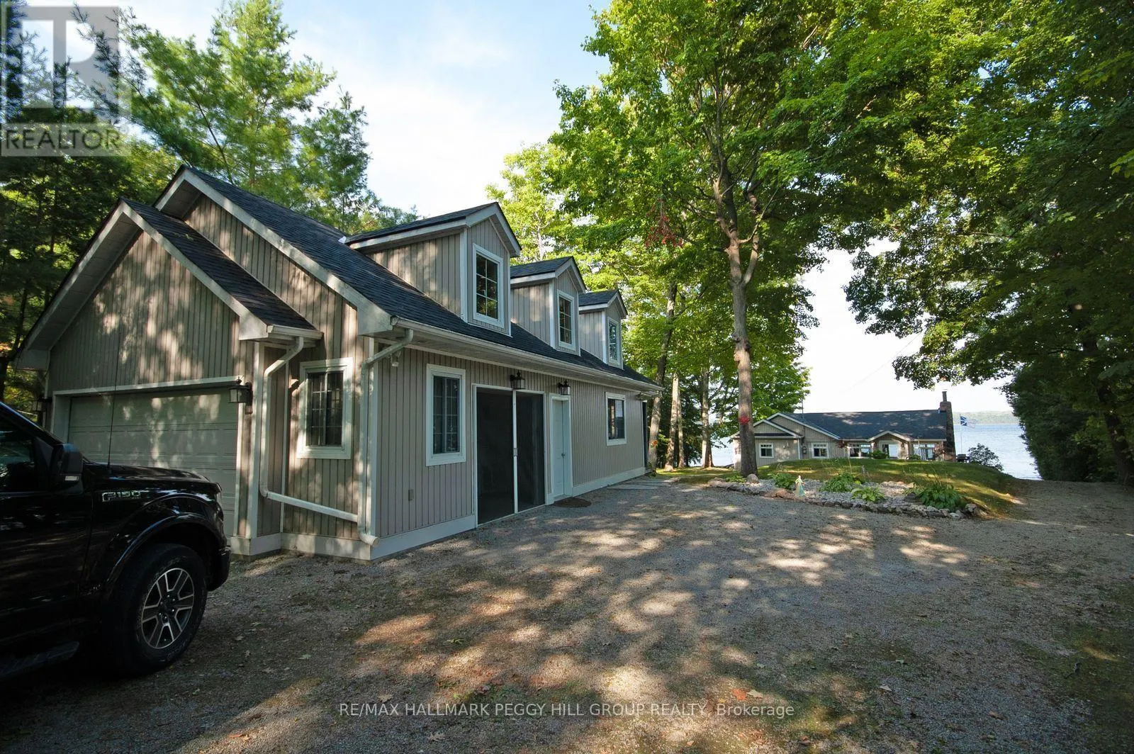 1449 CHAMPLAIN ROAD