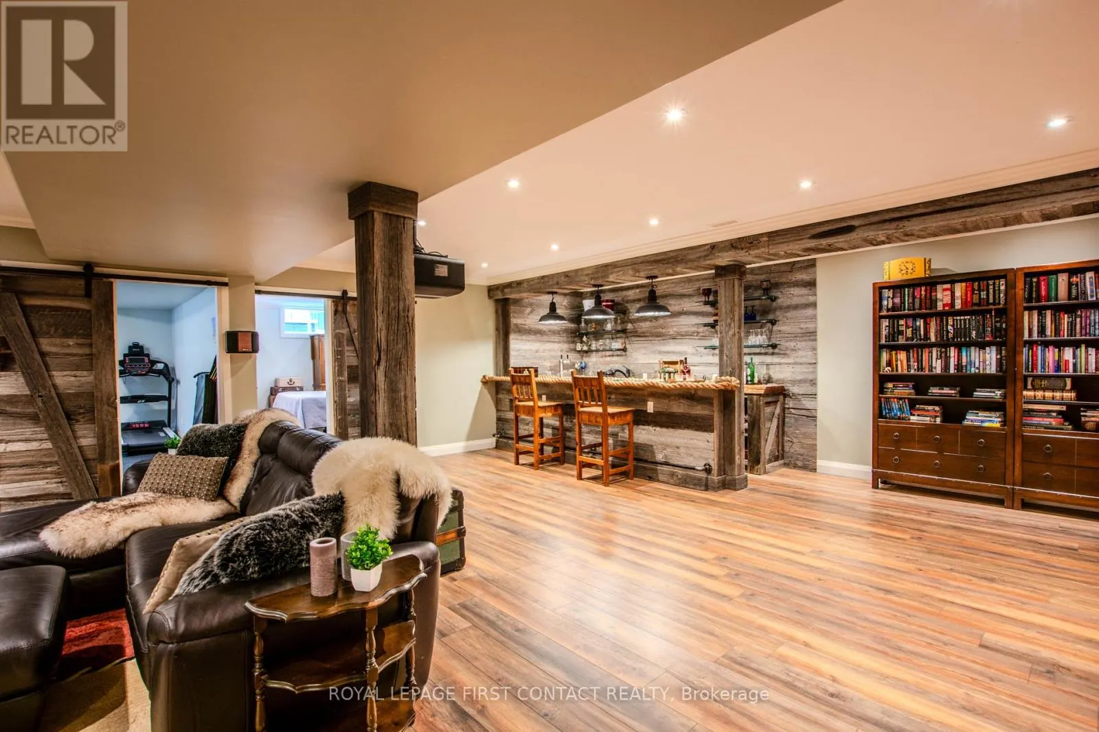 34 ALPINE WAY