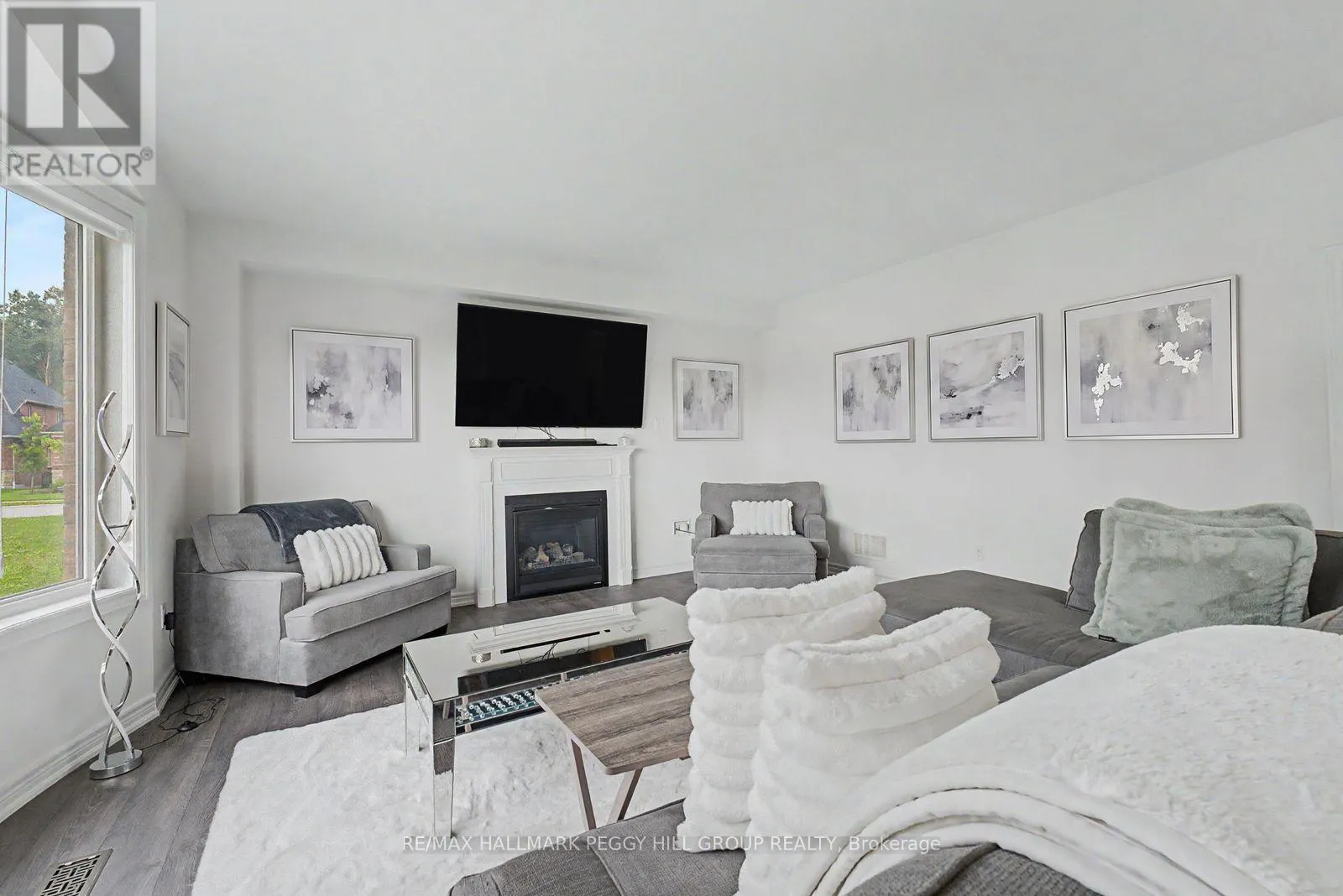 113 RUGMAN CRESCENT