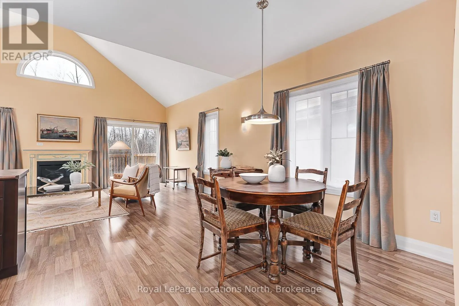 68 KARI CRESCENT