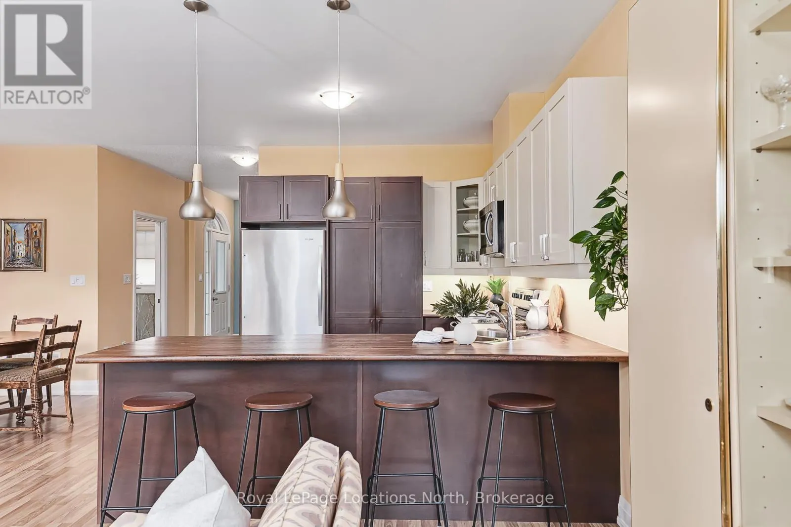 68 KARI CRESCENT