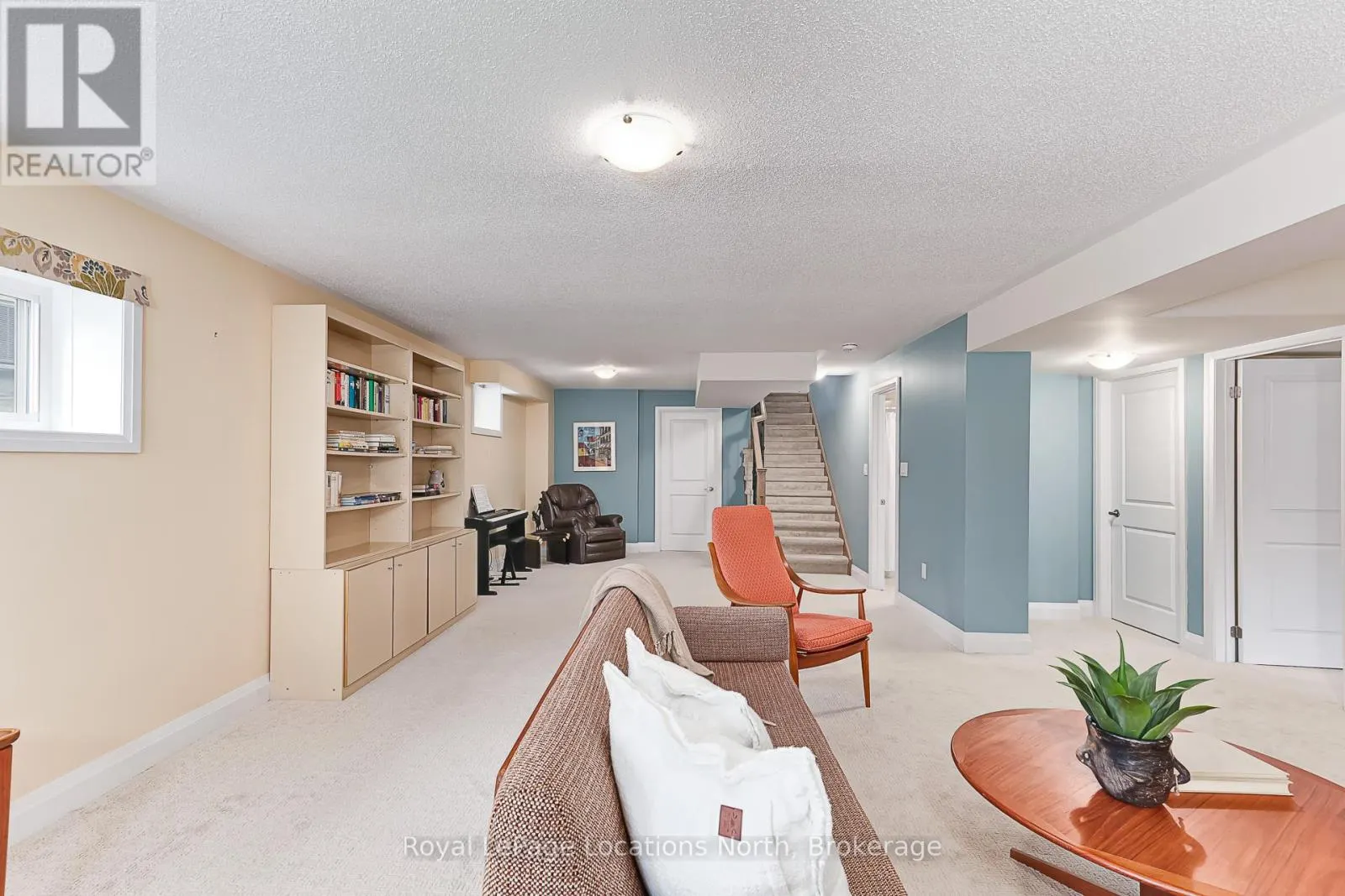 68 KARI CRESCENT