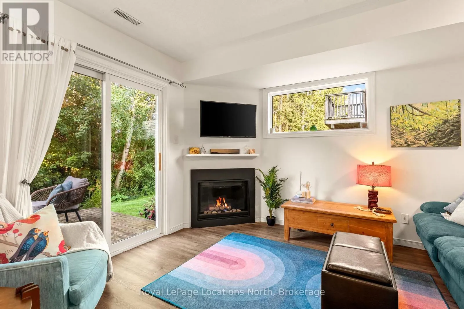 35 SUNDIAL COURT