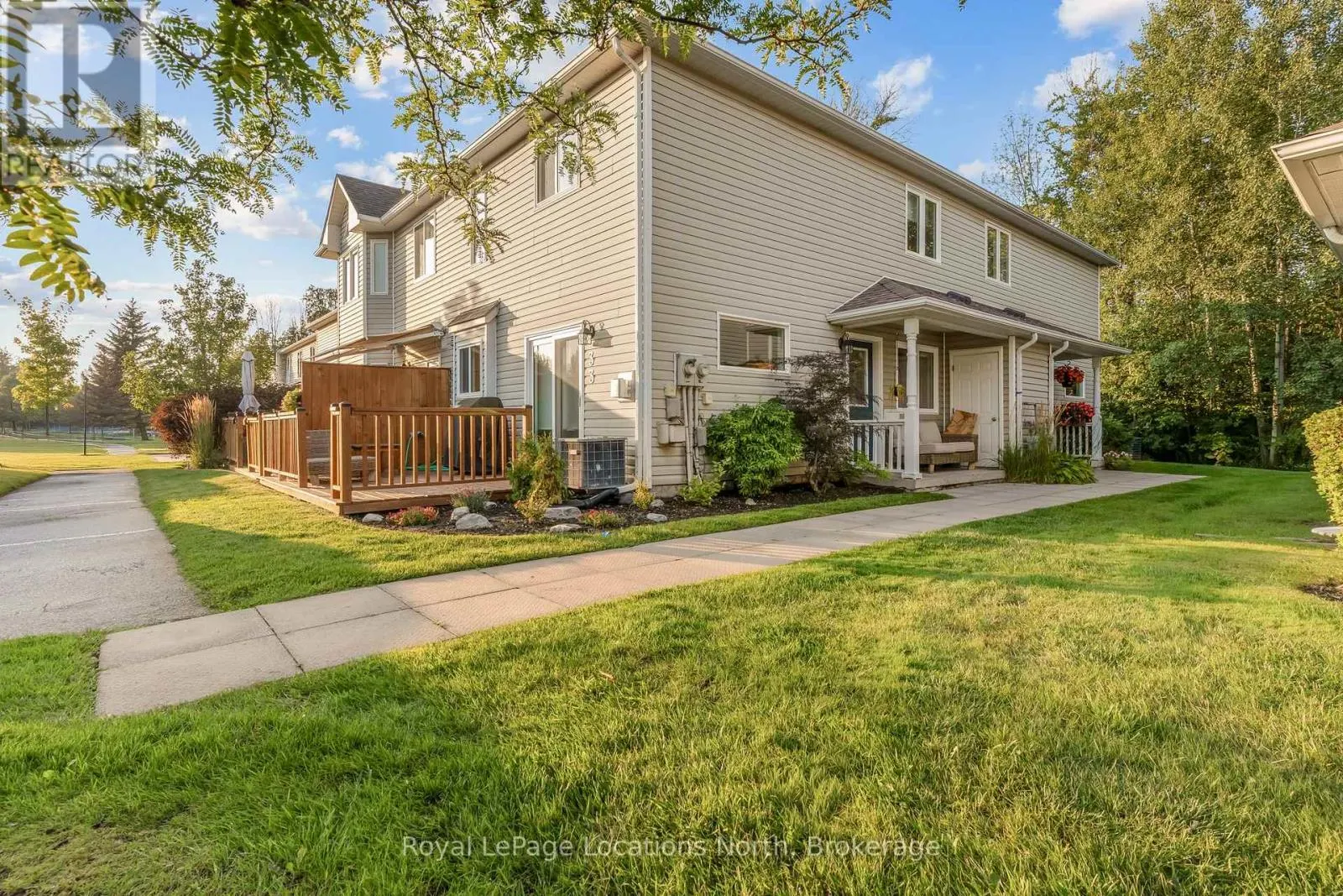 35 SUNDIAL COURT