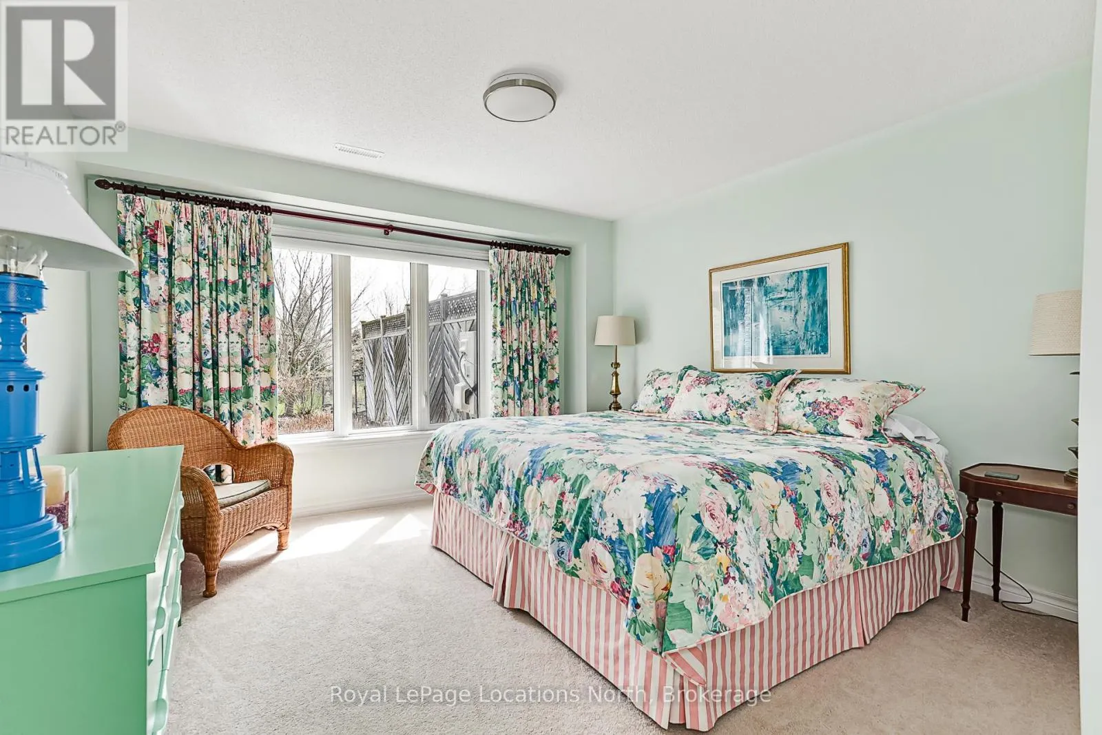 6 THOMAS DRIVE