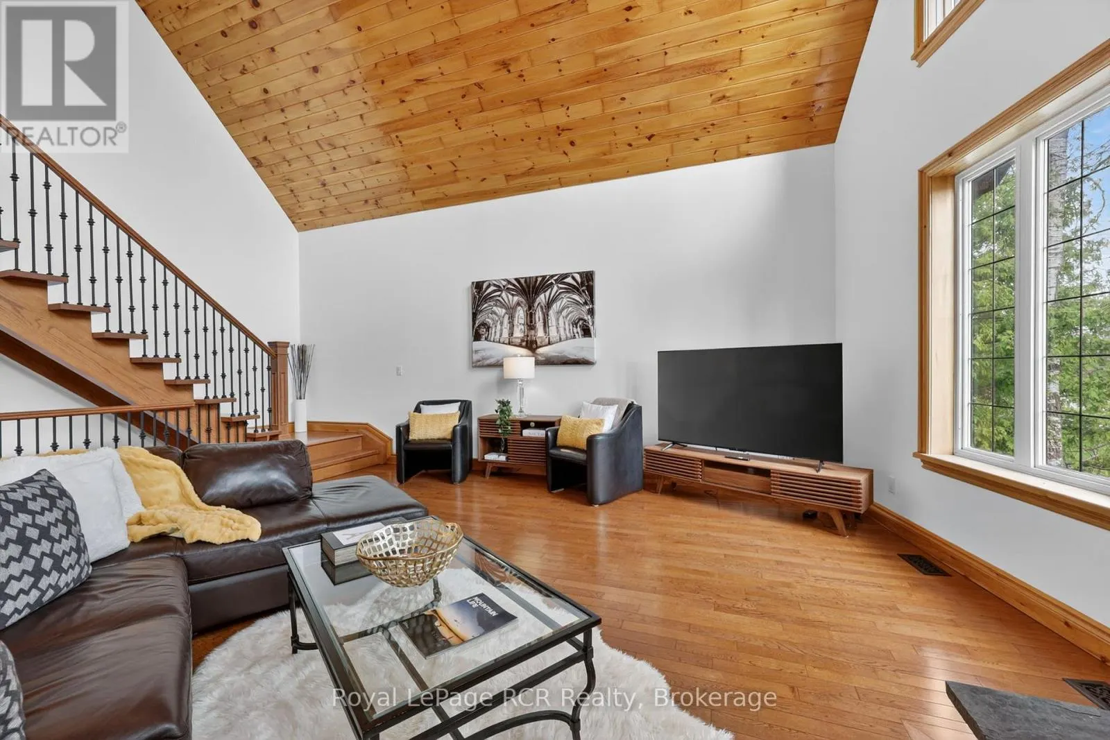 53 BROADVIEW STREET