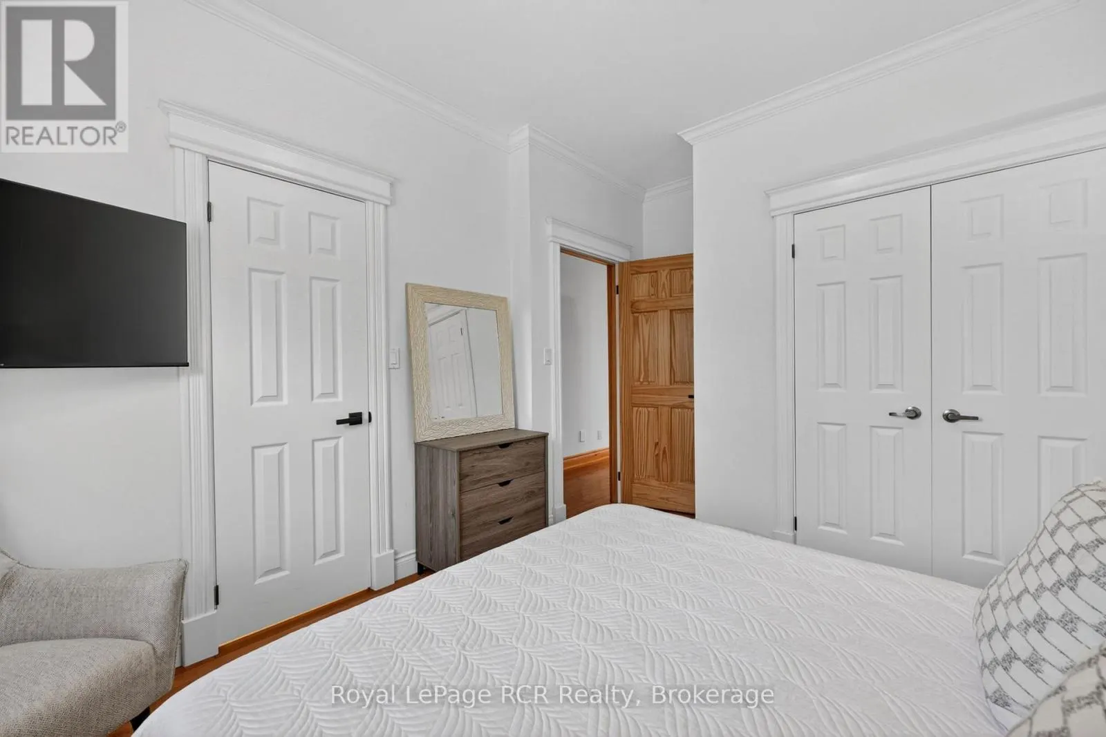 53 BROADVIEW STREET