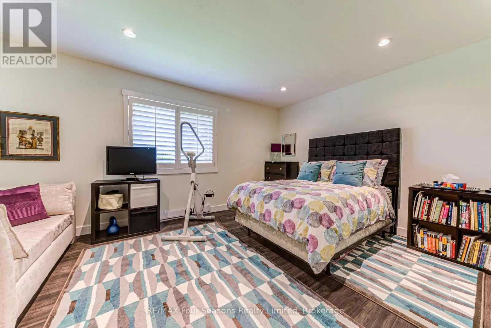 471 OXBOW CRESCENT