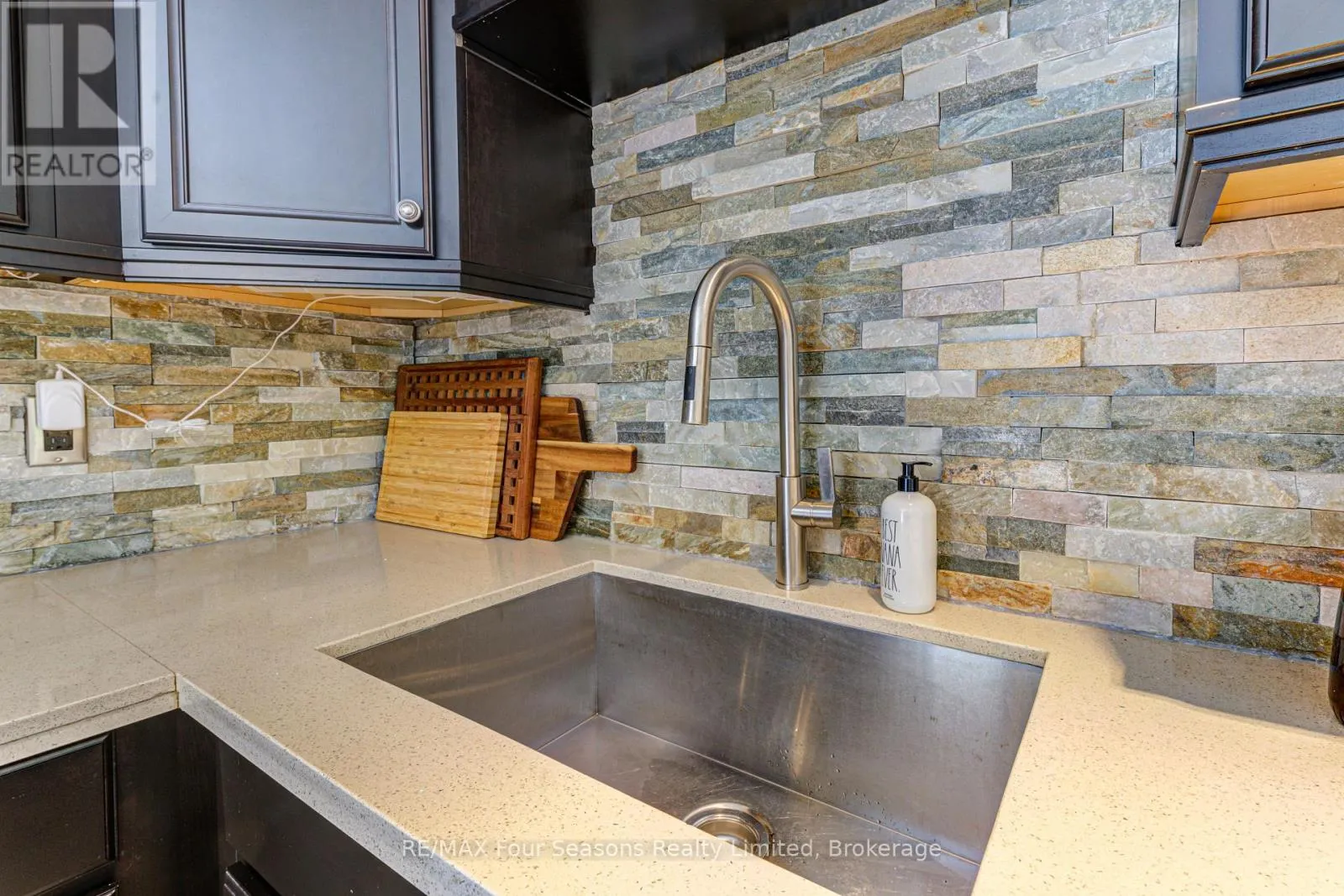 471 OXBOW CRESCENT