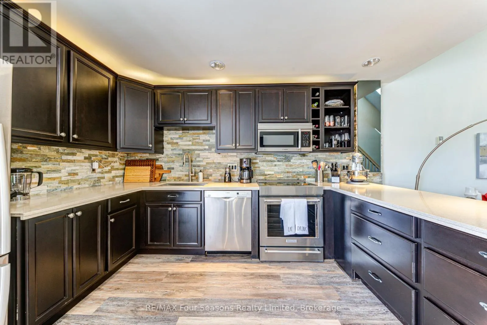 471 OXBOW CRESCENT
