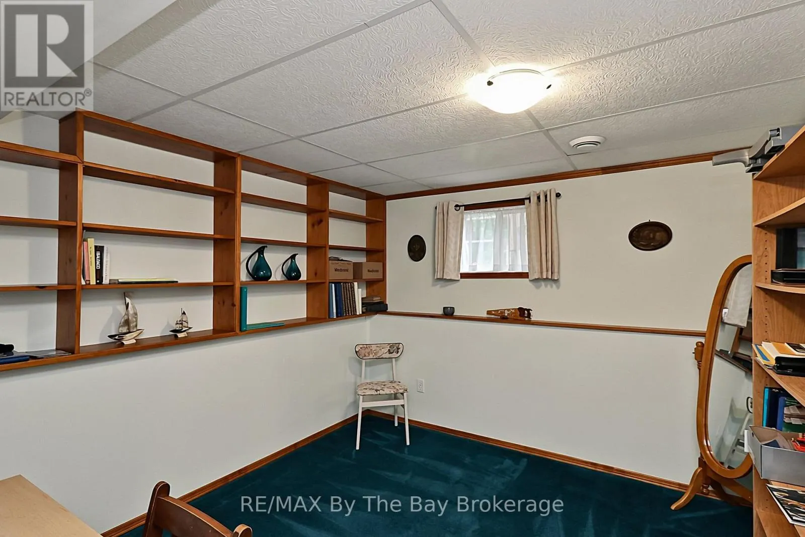 49 ROYAL BEECH DRIVE
