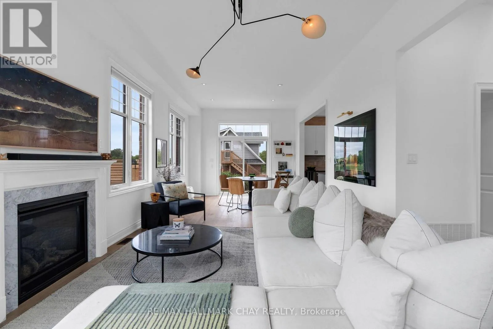 46 FRANCIS STREET E