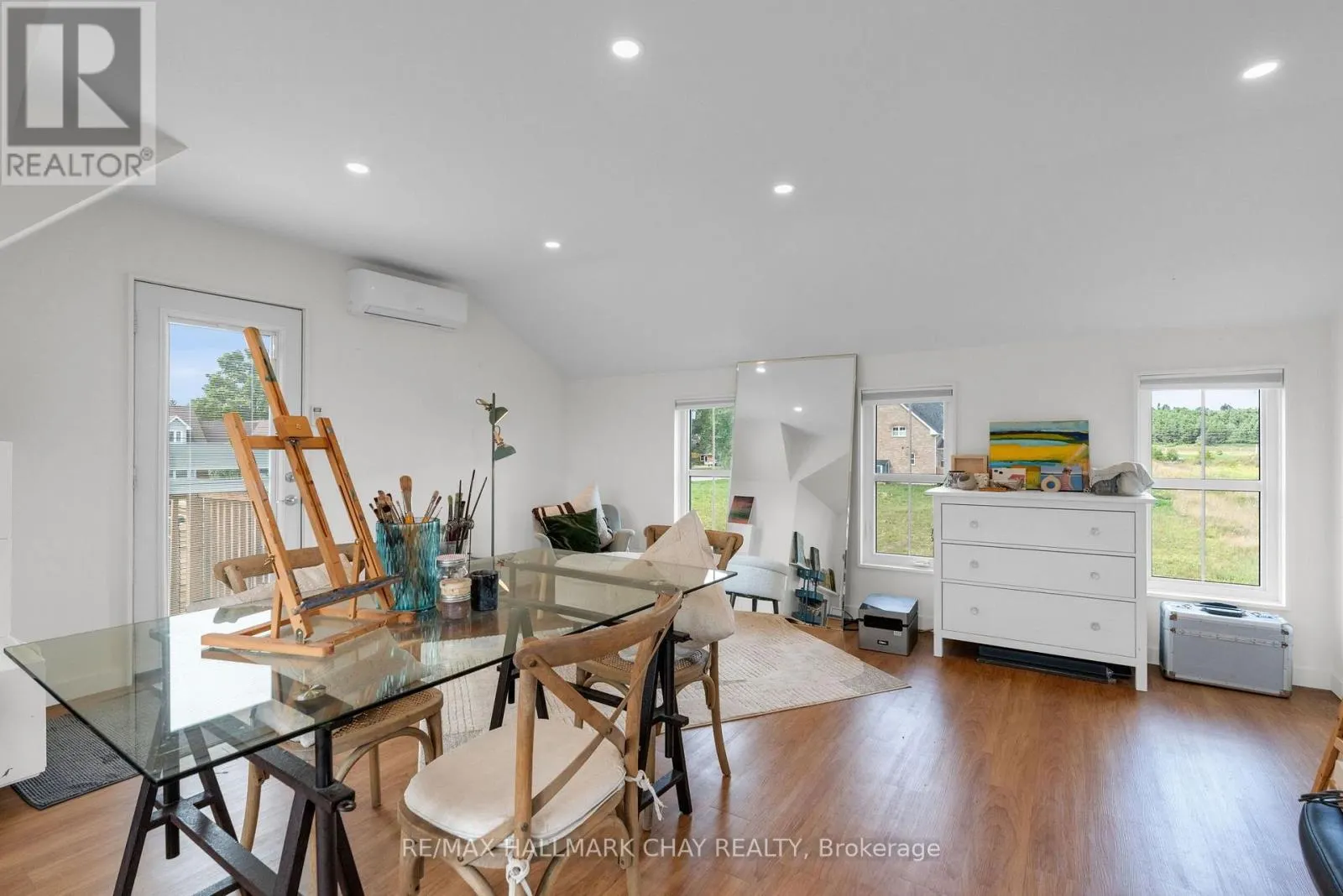 46 FRANCIS STREET E