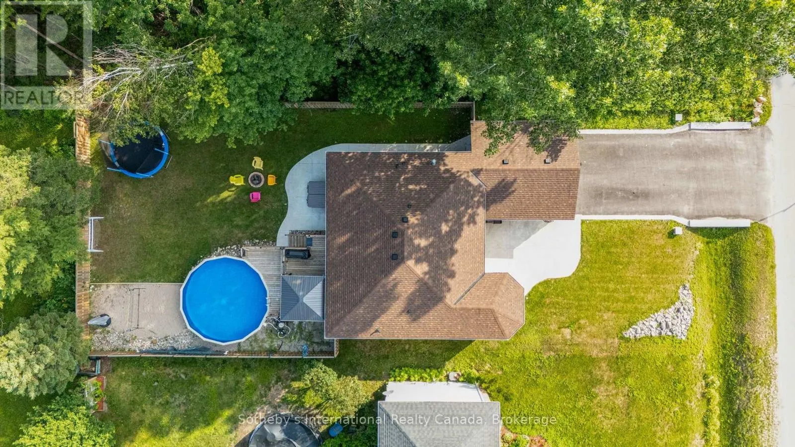 53 ROYAL BEECH DRIVE