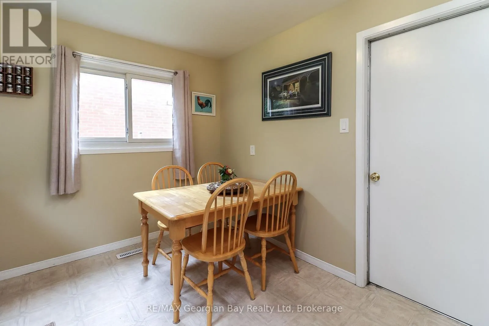 718 BIRCHWOOD DRIVE