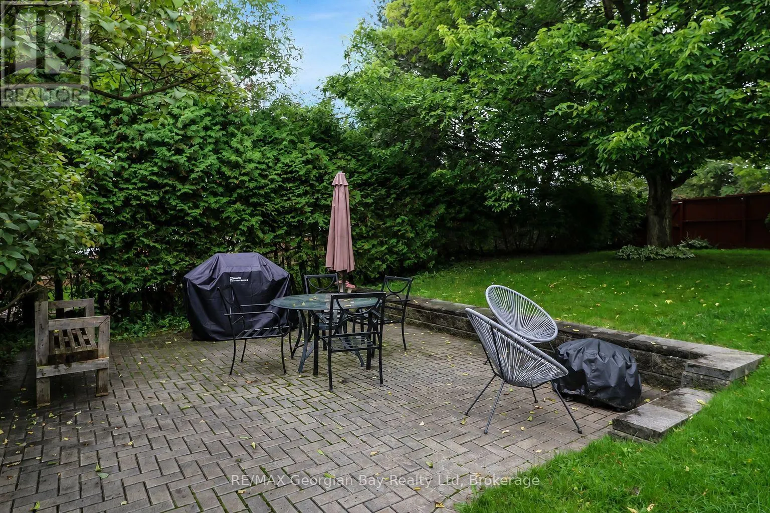 718 BIRCHWOOD DRIVE