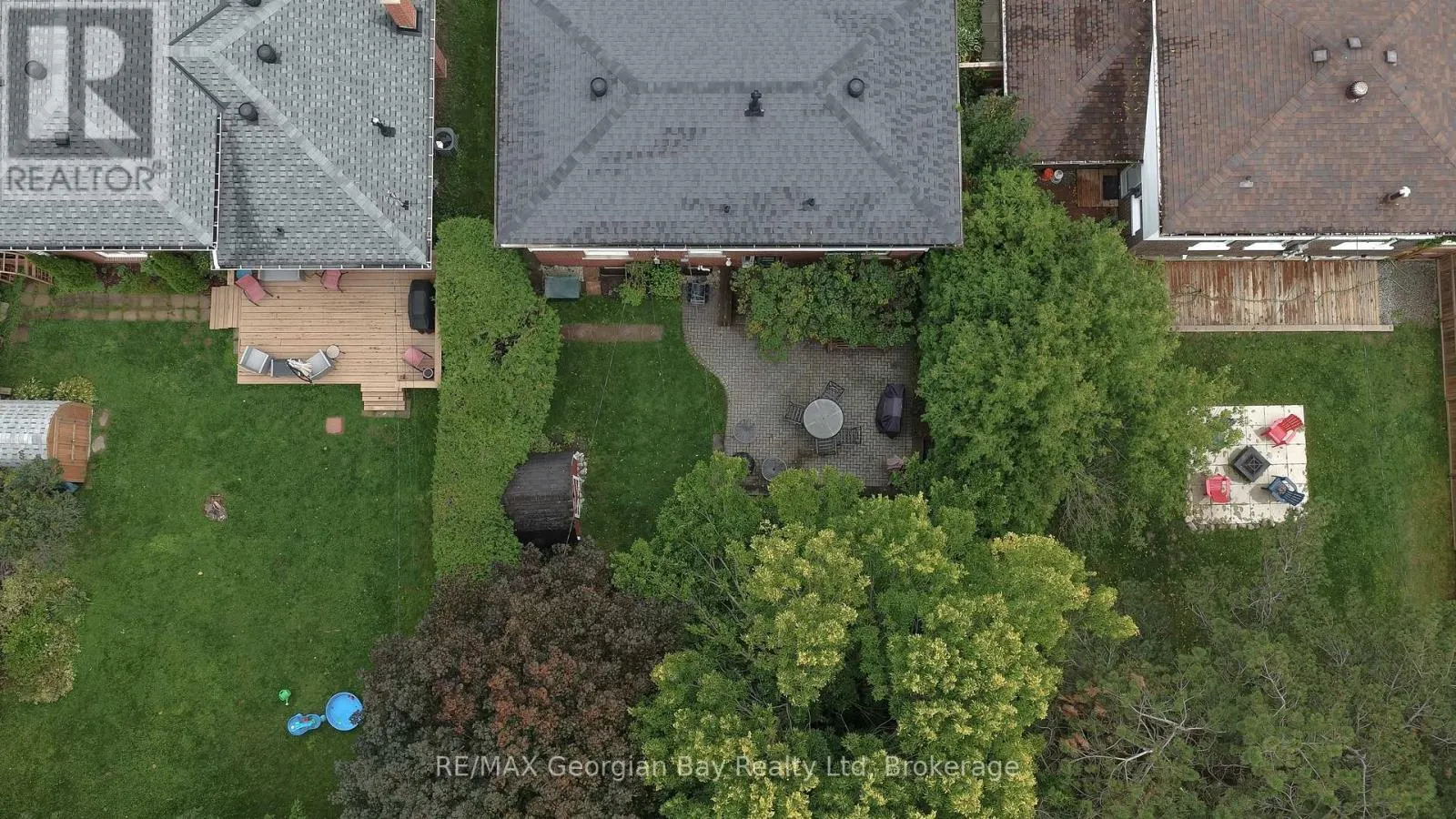 718 BIRCHWOOD DRIVE