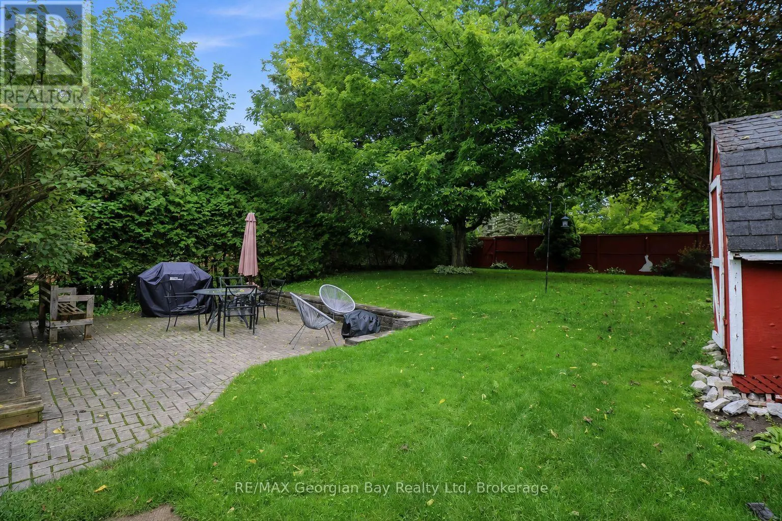 718 BIRCHWOOD DRIVE