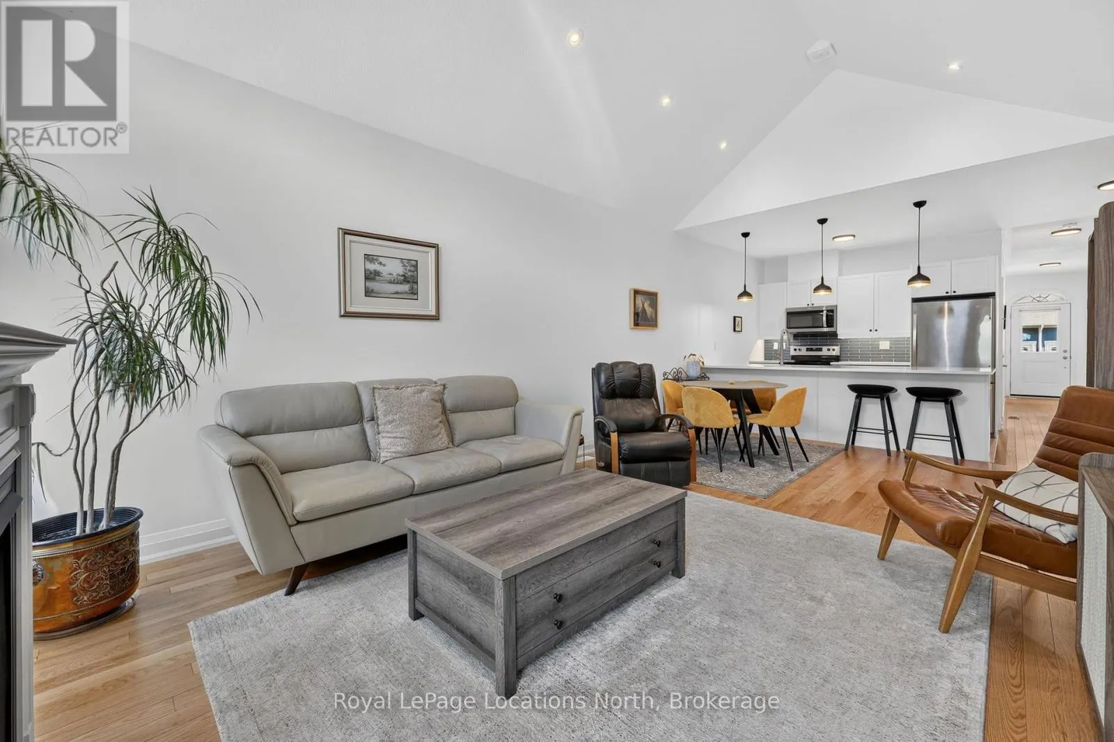 73 KARI CRESCENT