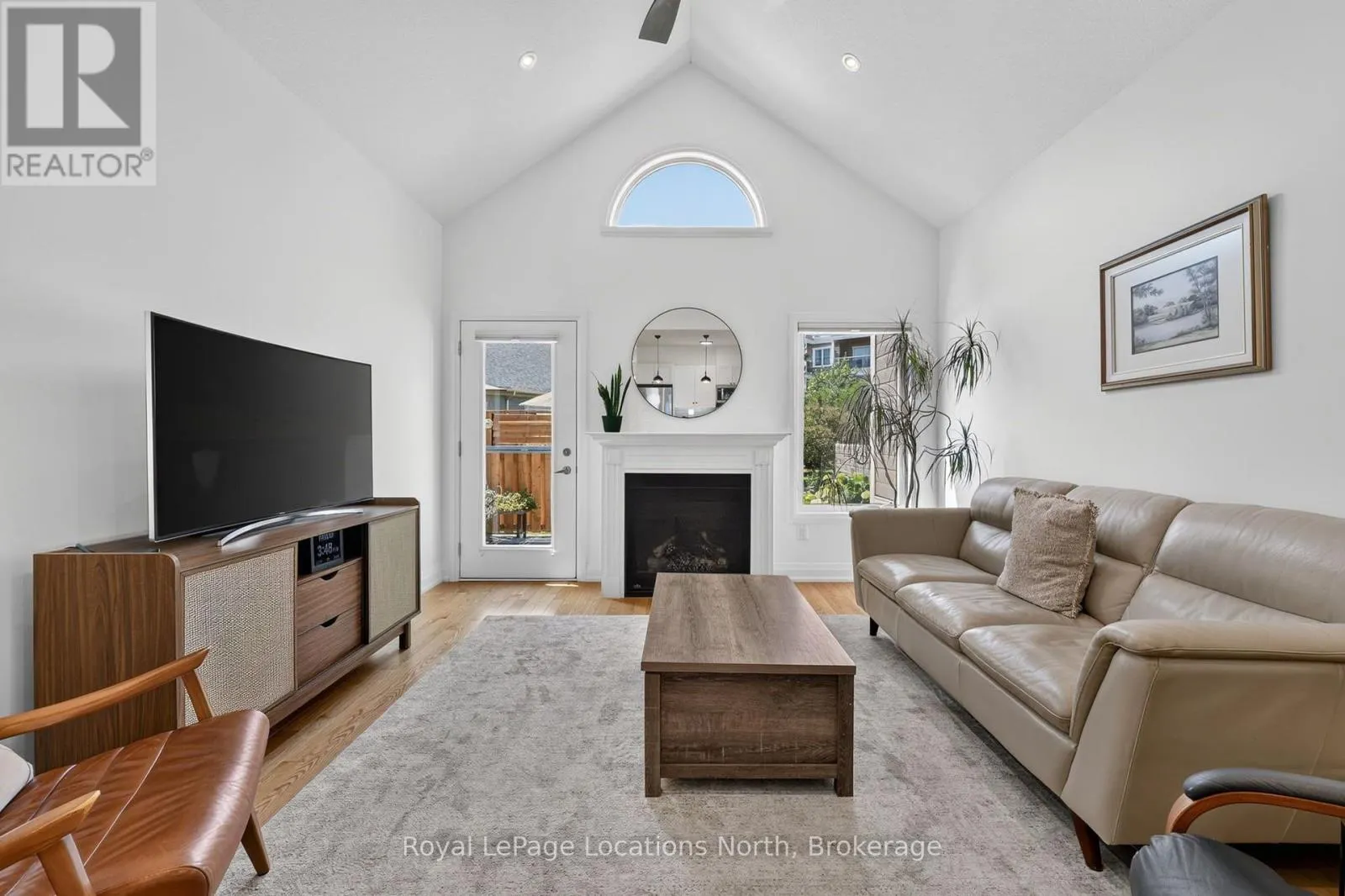 73 KARI CRESCENT