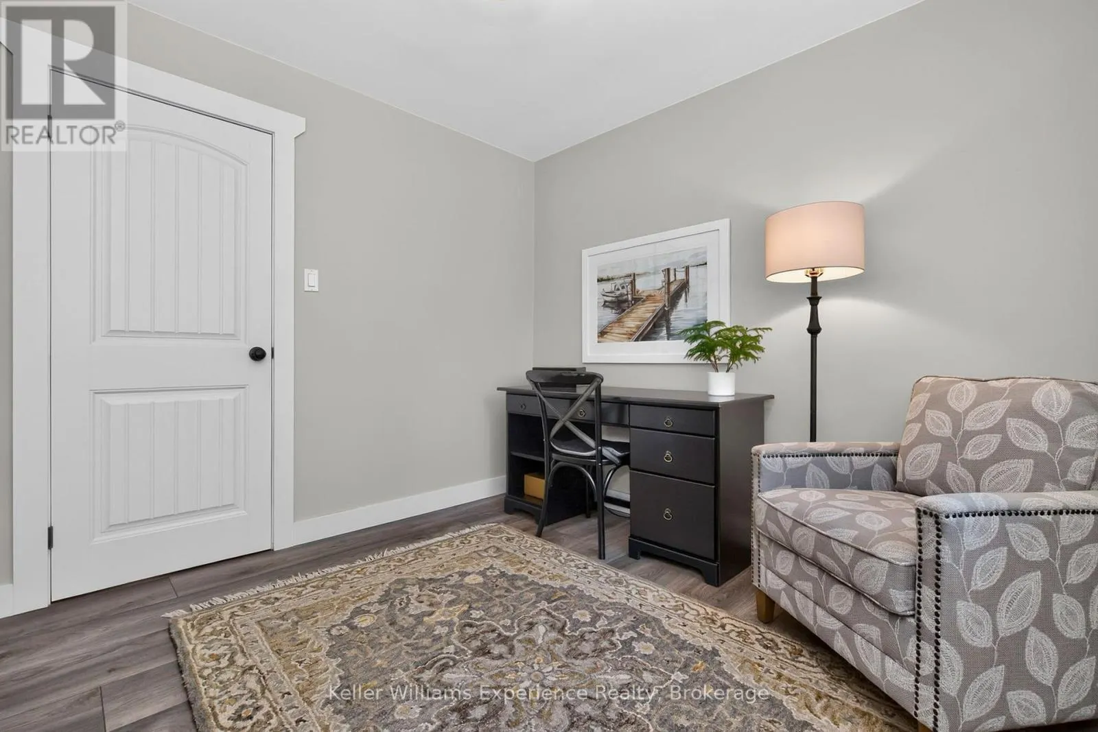 469 PARKVIEW COURT