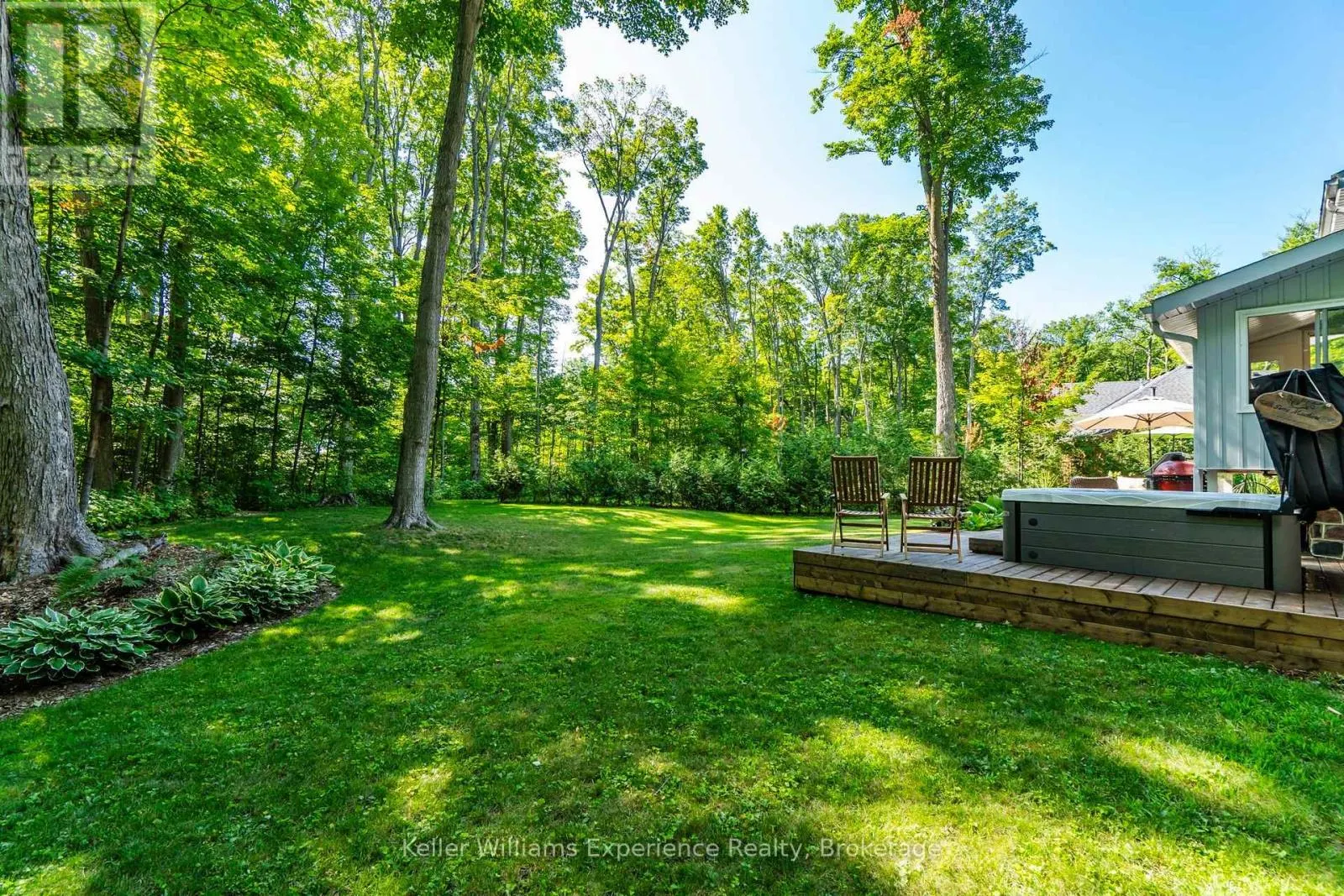 469 PARKVIEW COURT