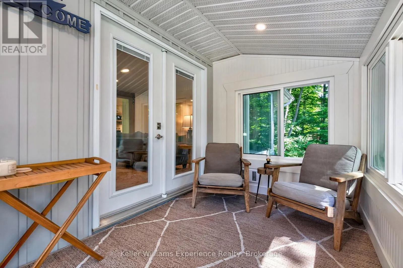 469 PARKVIEW COURT