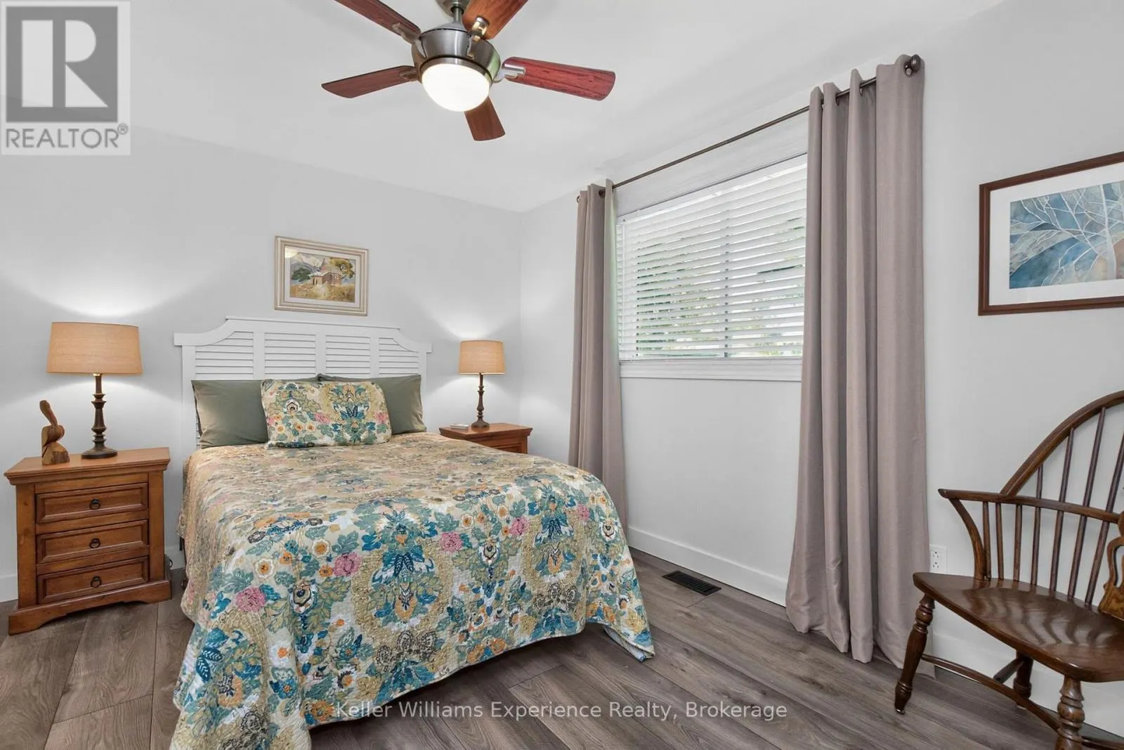 469 PARKVIEW COURT
