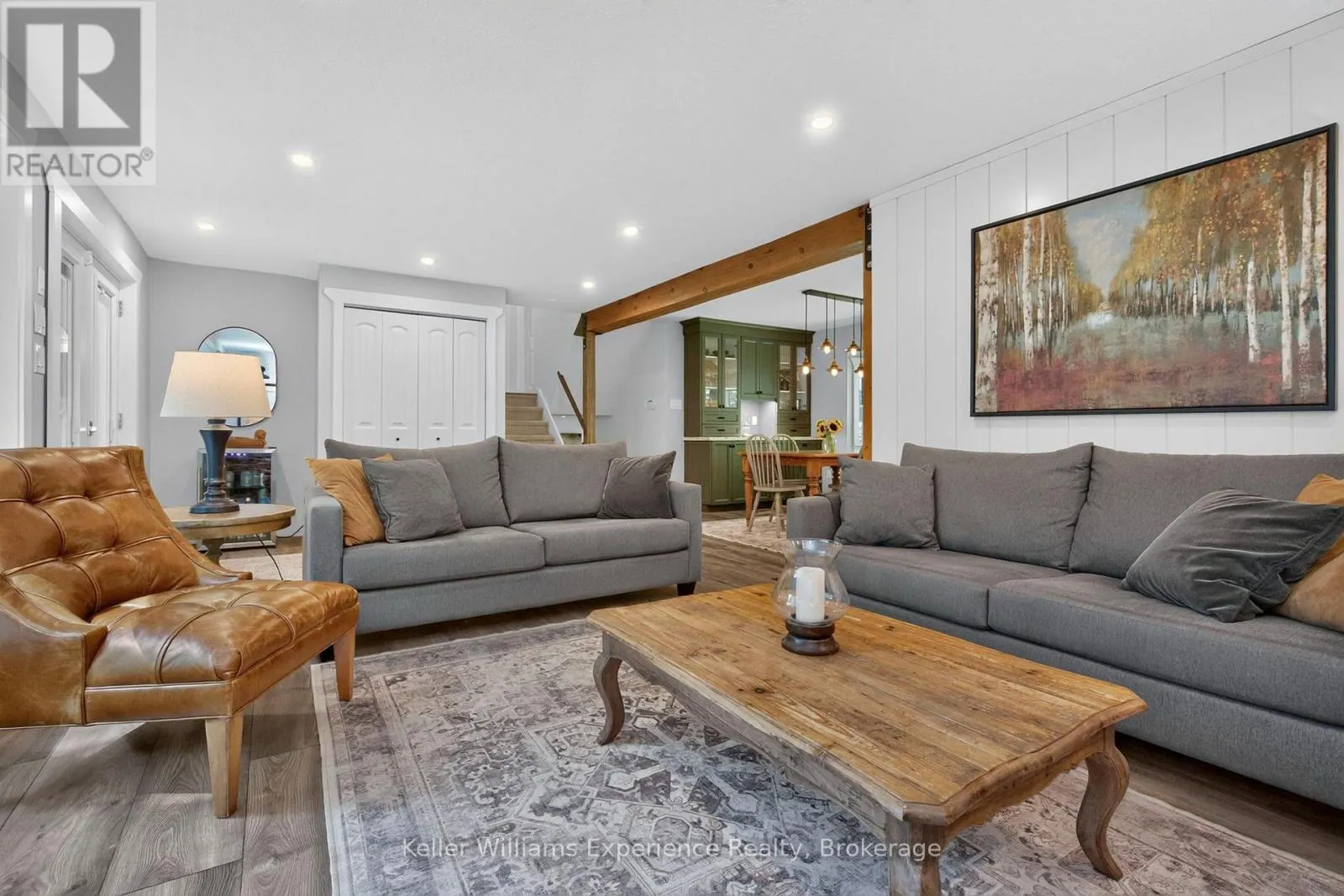 469 PARKVIEW COURT