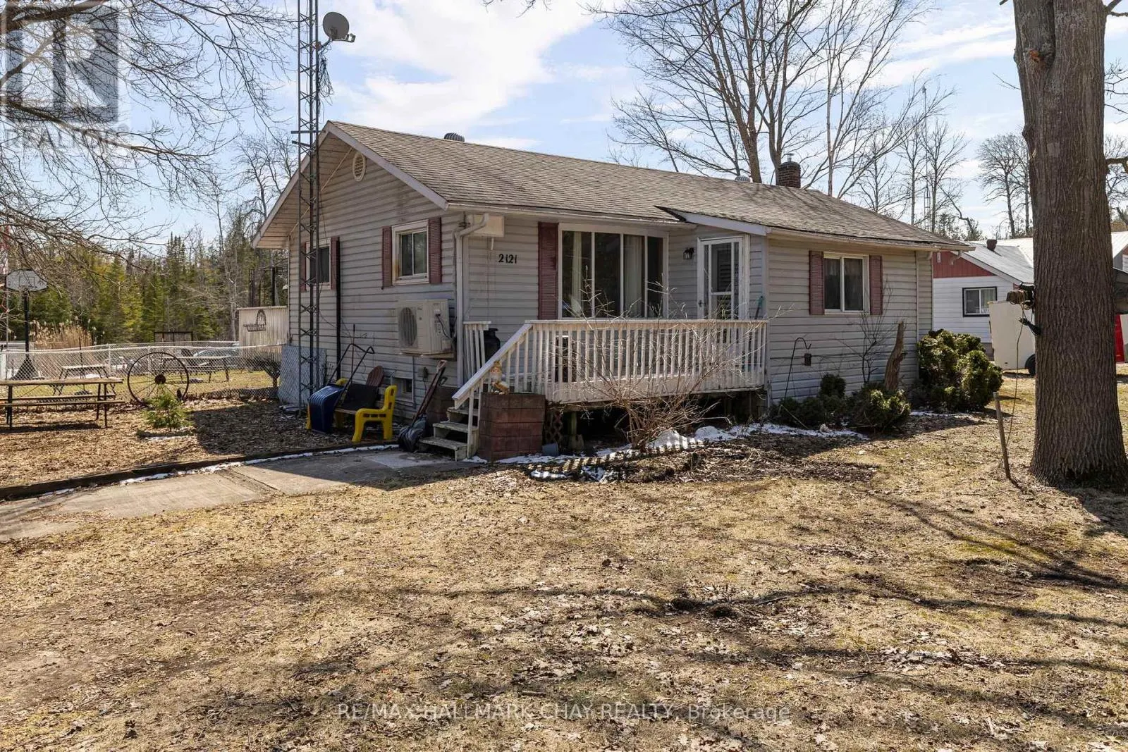 2121 KLONDIKE PARK ROAD