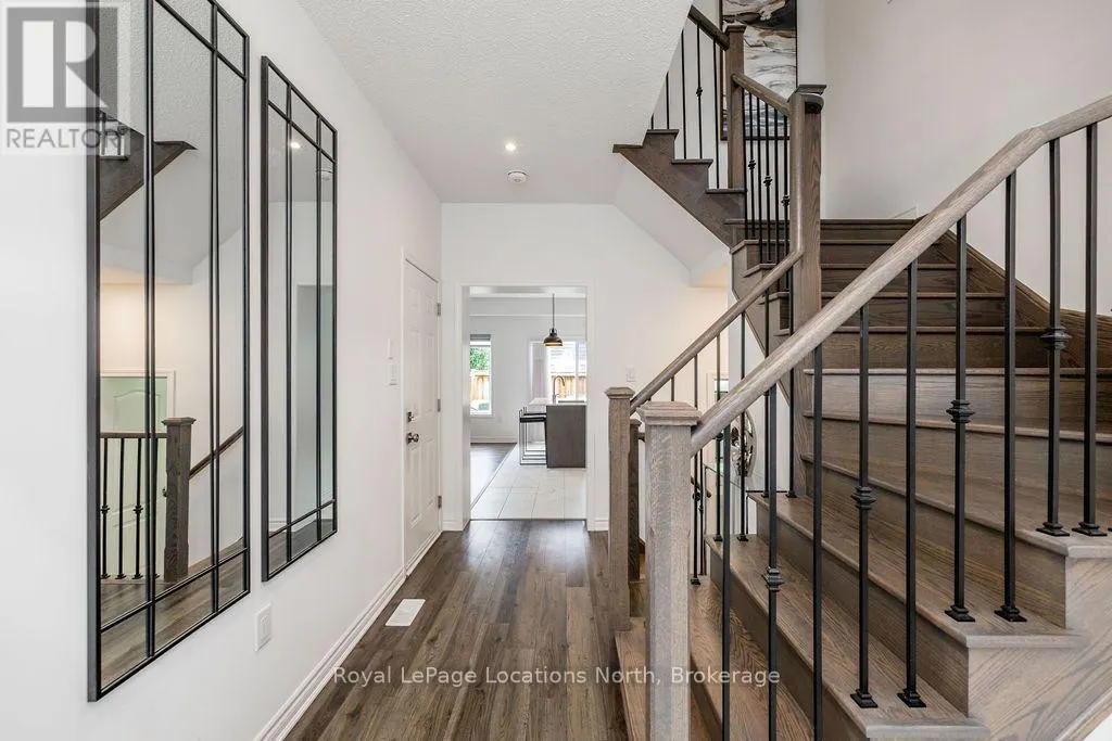 11 CATAMARAN DRIVE