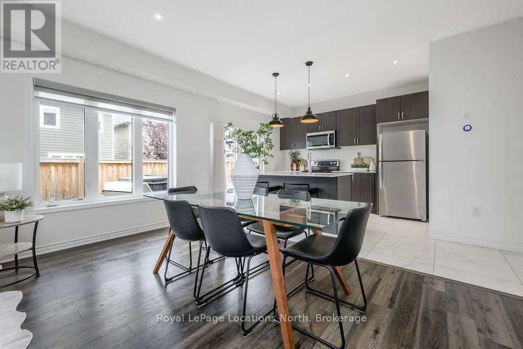 11 CATAMARAN DRIVE