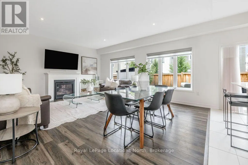 11 CATAMARAN DRIVE