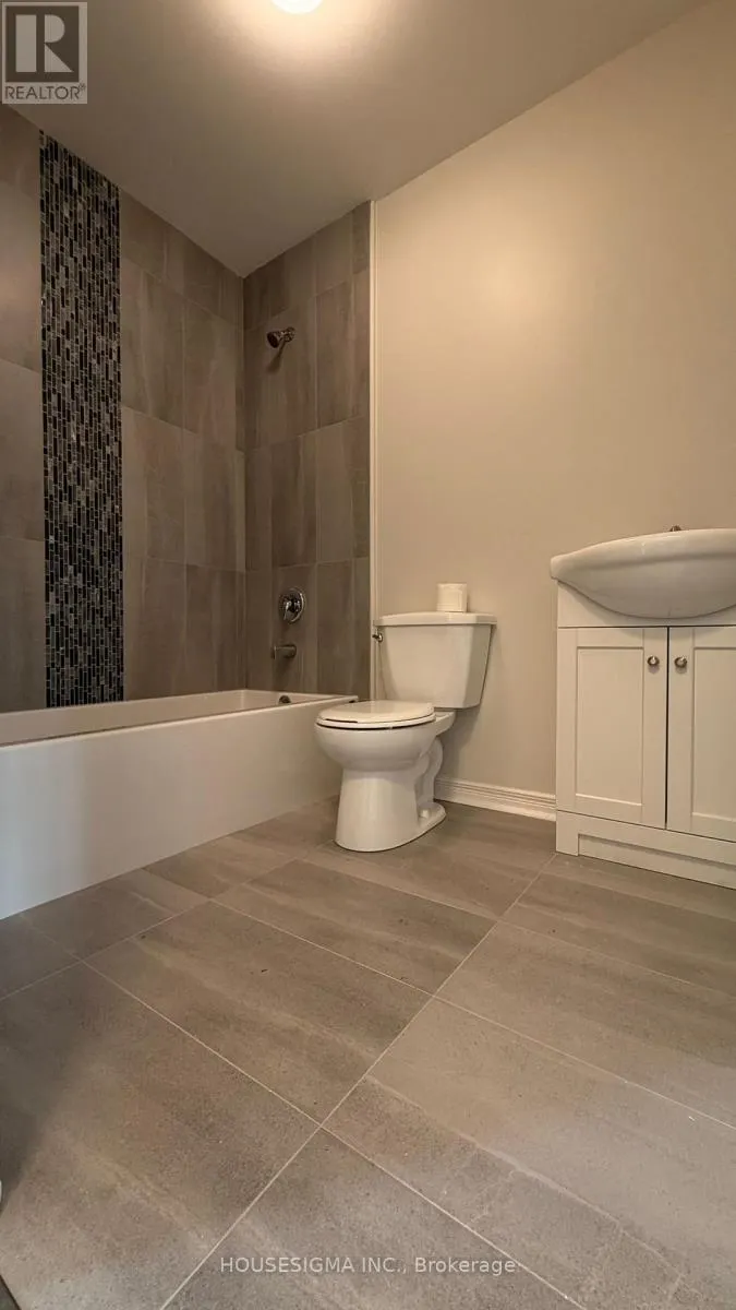 MAIN FLOOR UNIT - 28 WEST STREET N