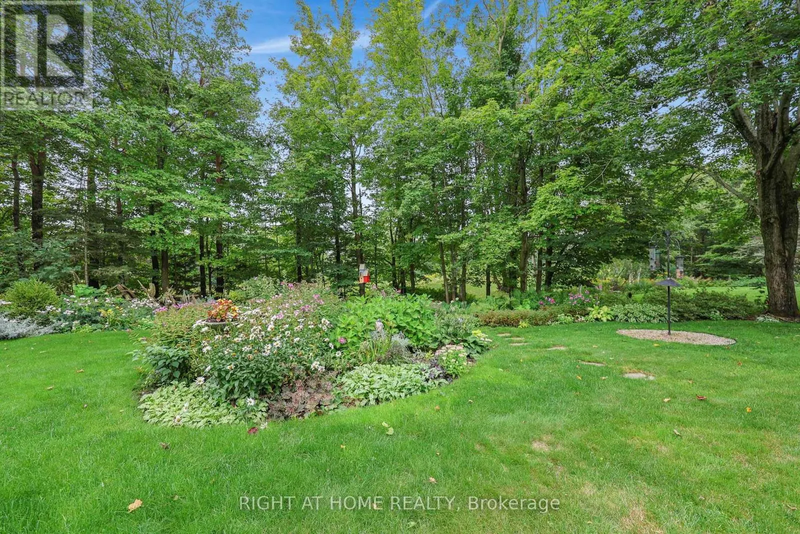 13 ALPINE WAY