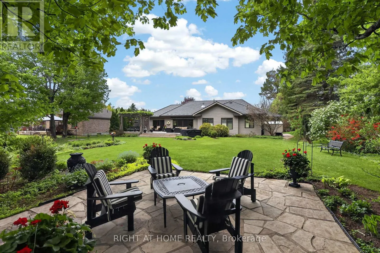 13 ALPINE WAY