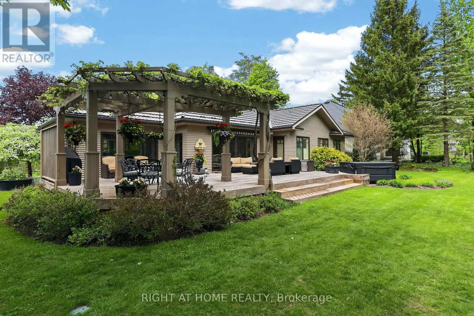 13 ALPINE WAY