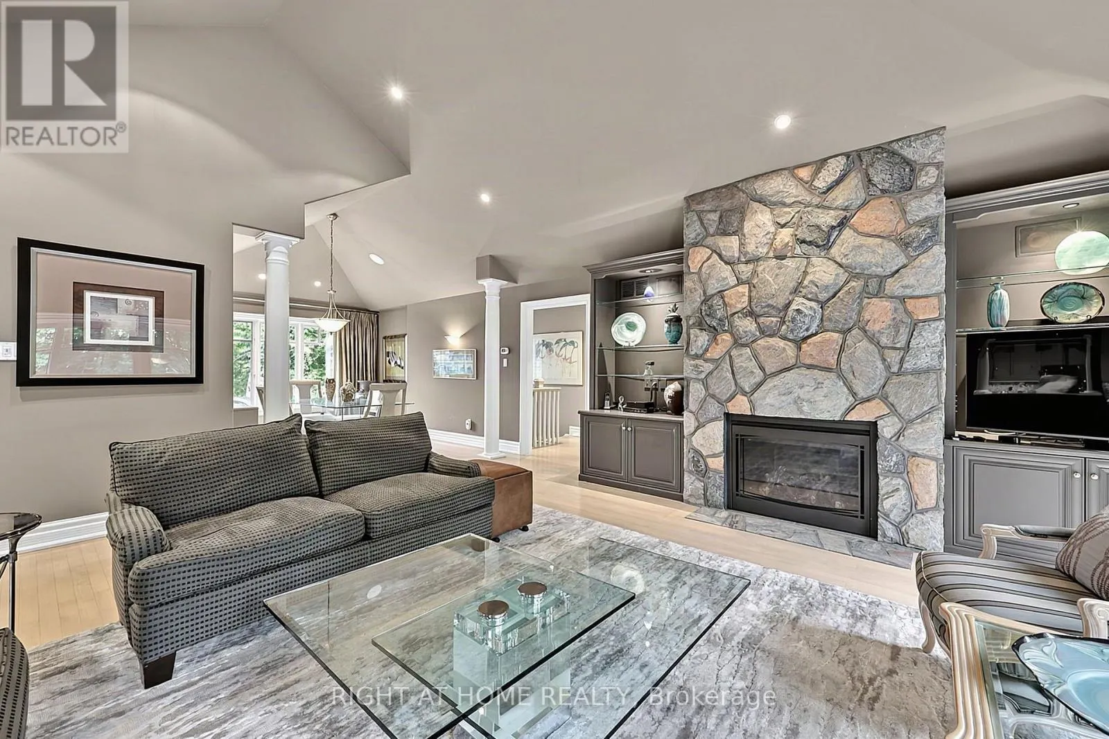 13 ALPINE WAY