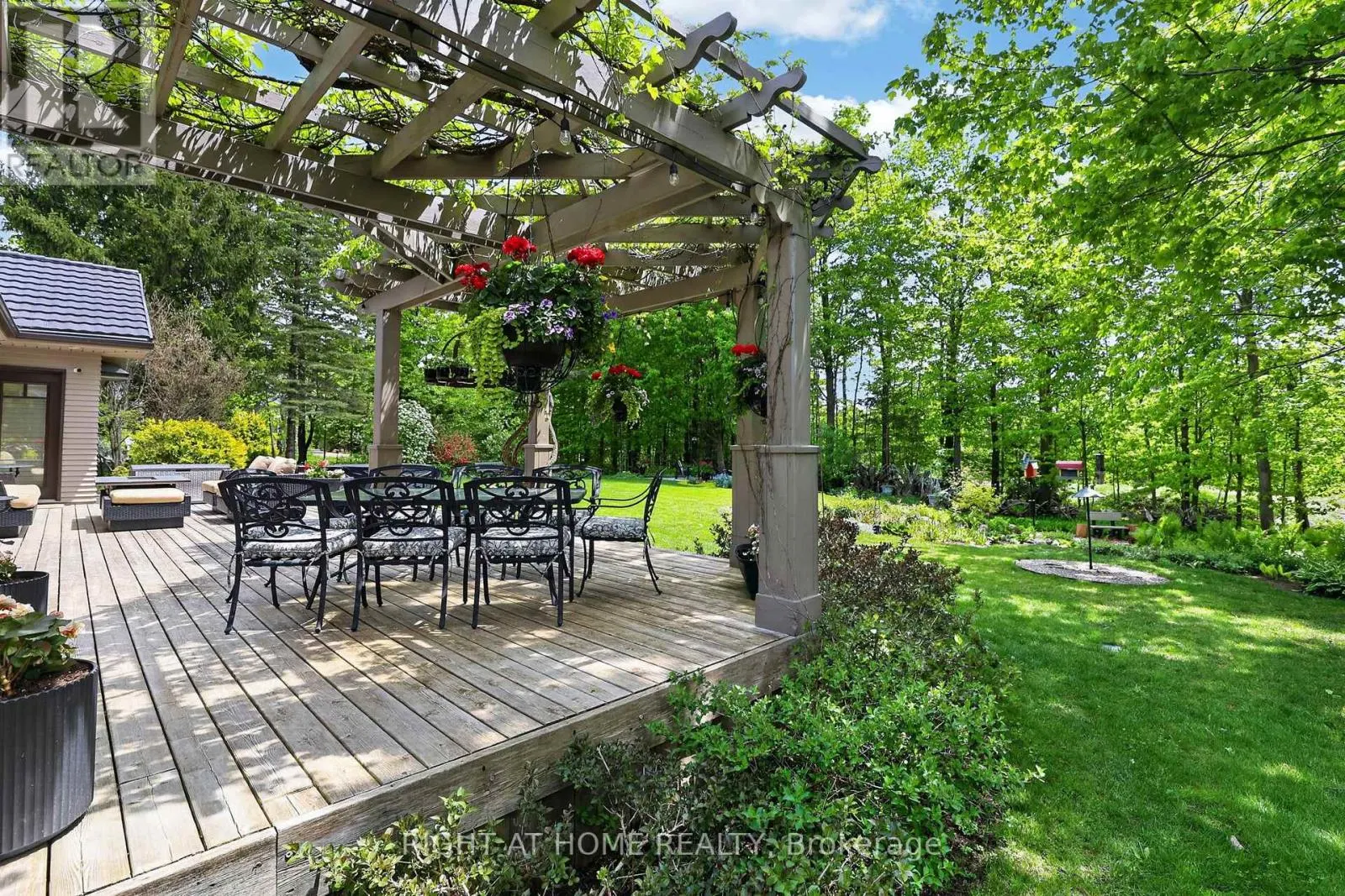 13 ALPINE WAY