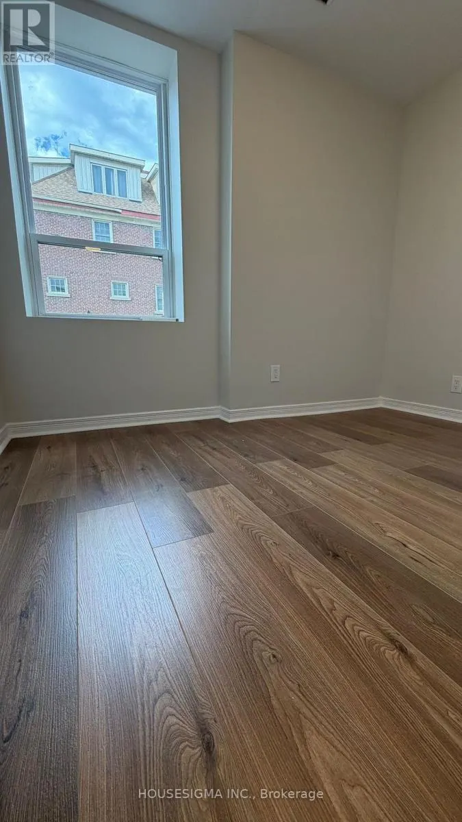 MAIN FLOOR UNIT - 28 WEST STREET N