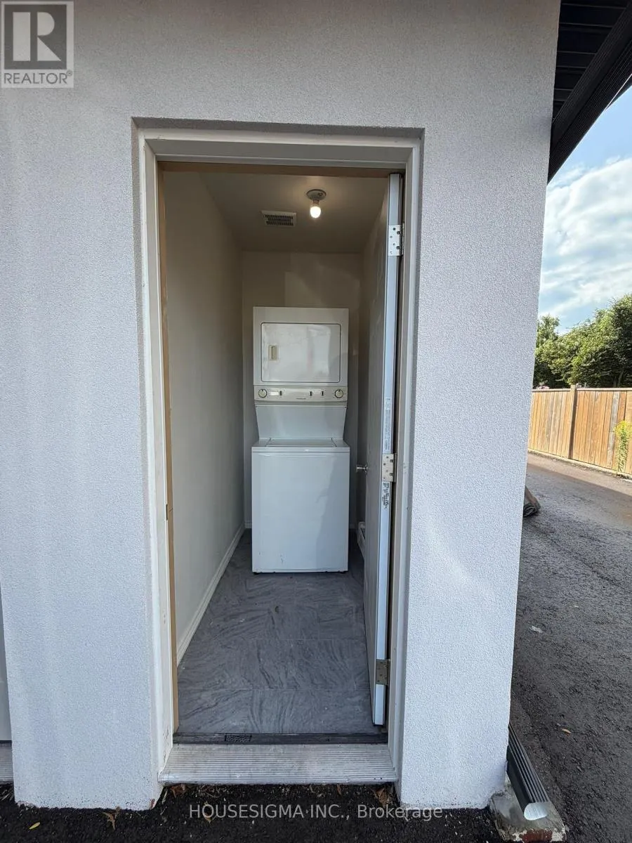 LOWER LEVEL UNIT - 28 WEST STREET N