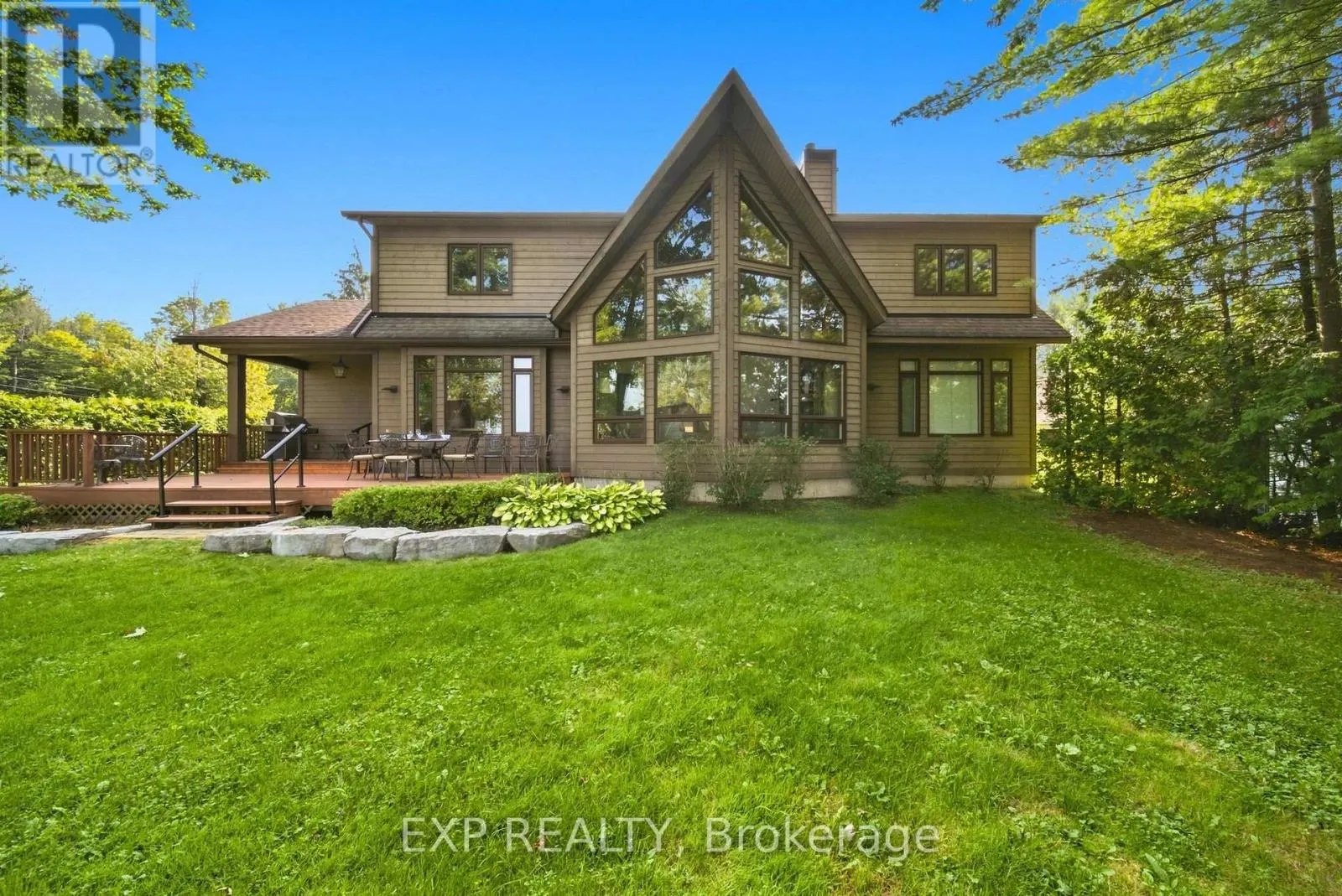 797 WOODLAND DRIVE
