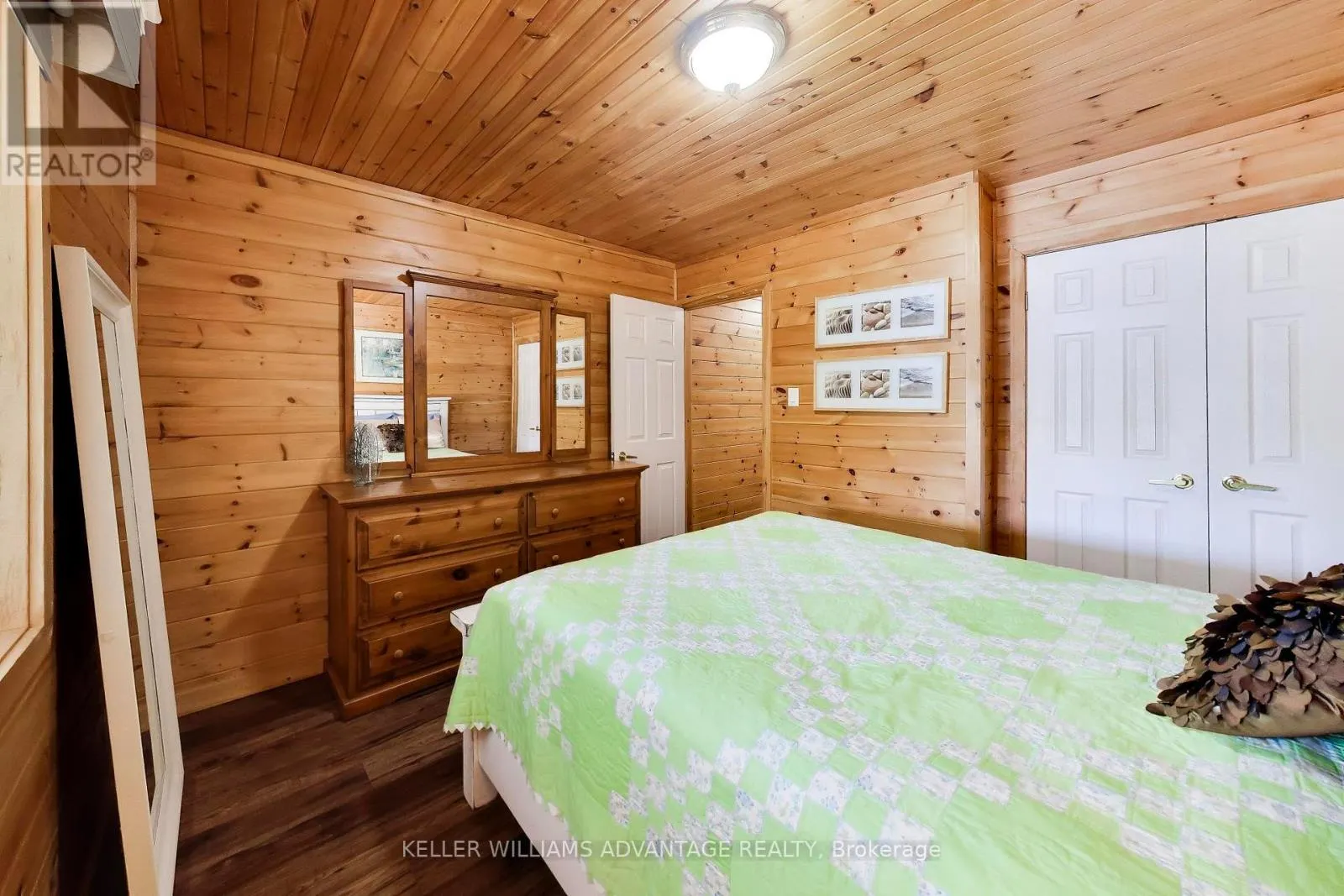 10 CABIN CRESCENT