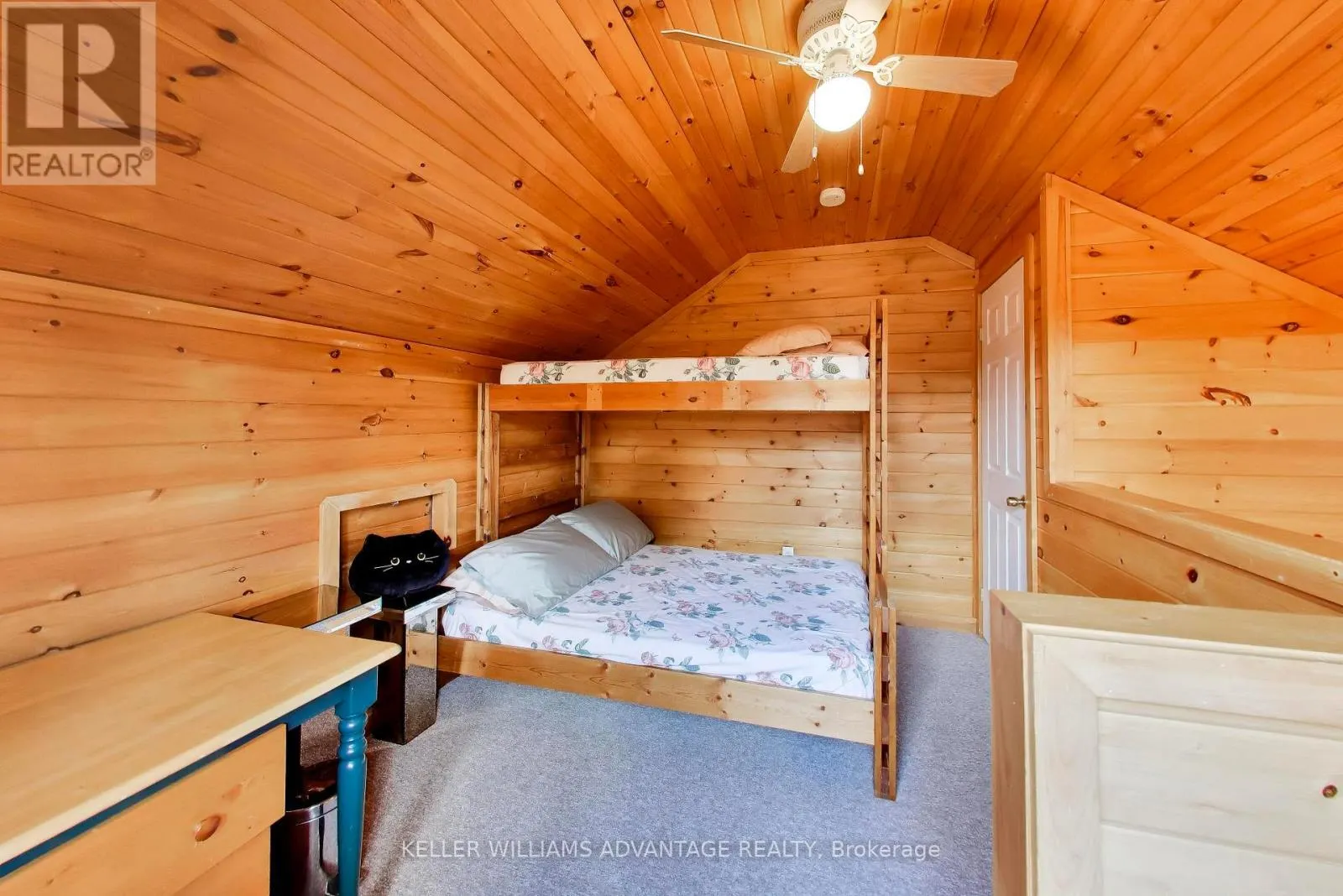 10 CABIN CRESCENT