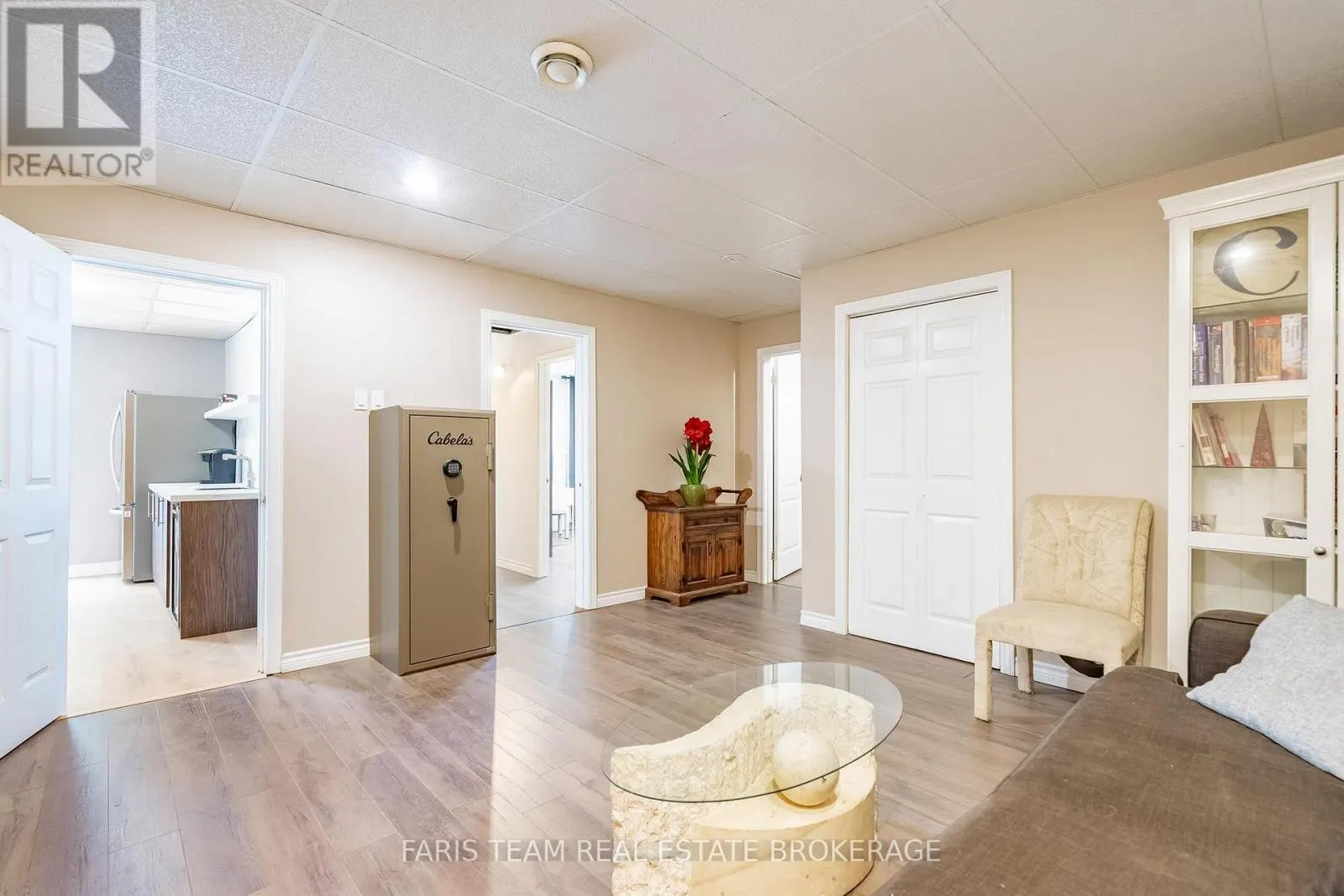 800 MOUNT ST. LOUIS ROAD W