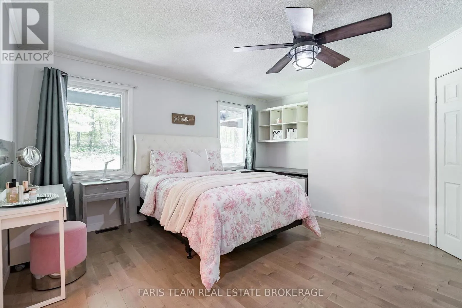800 MOUNT ST. LOUIS ROAD W