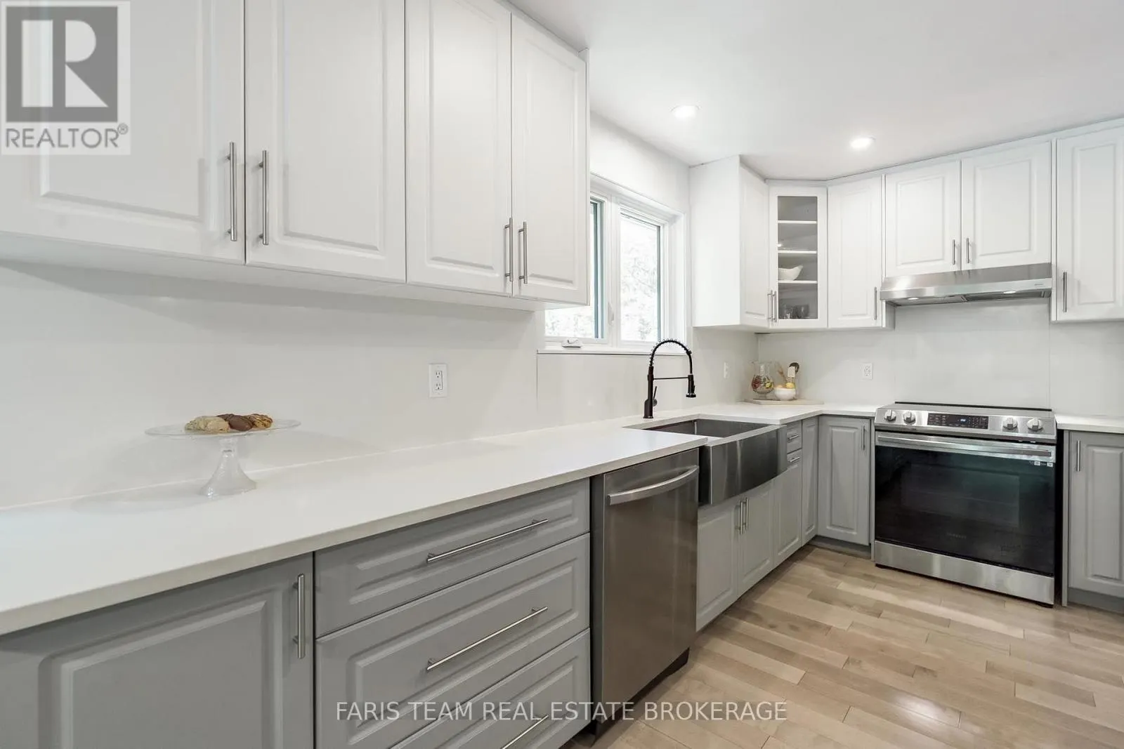 800 MOUNT ST. LOUIS ROAD W